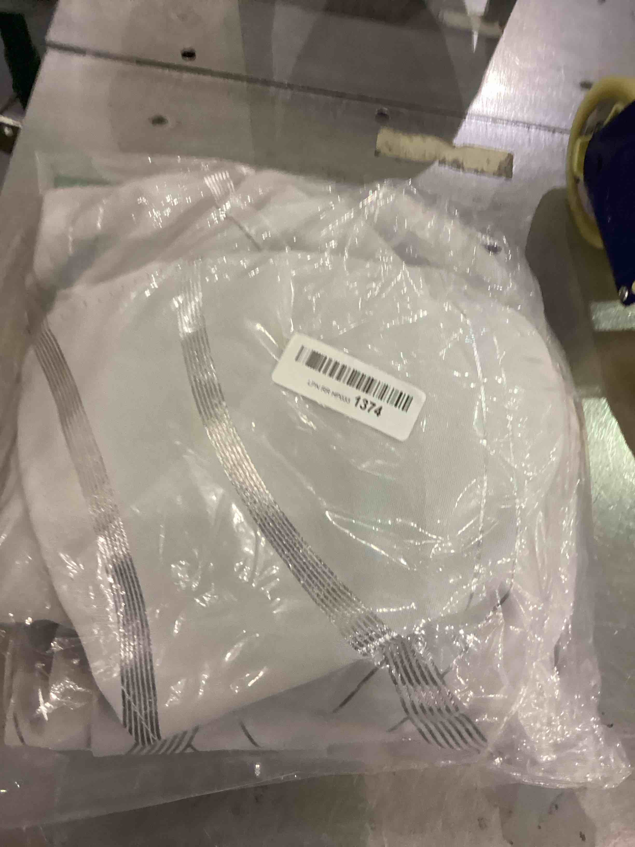 https://s3.amazonaws.com/lotting-images-prod/bidfta/EXS01111650_1705071690127.jpeg