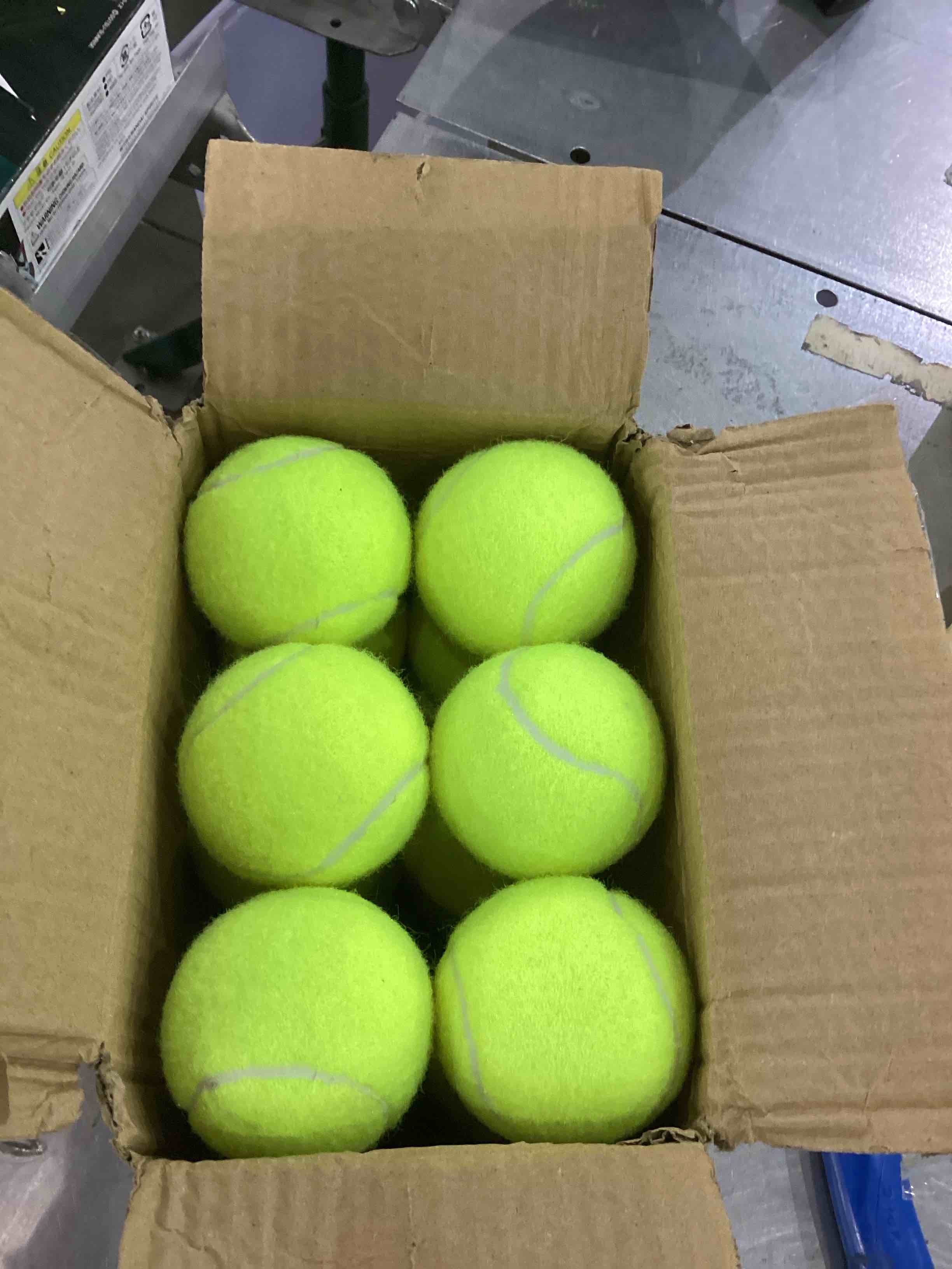 https://s3.amazonaws.com/lotting-images-prod/bidfta/EXS01111719_1705083584251.jpeg