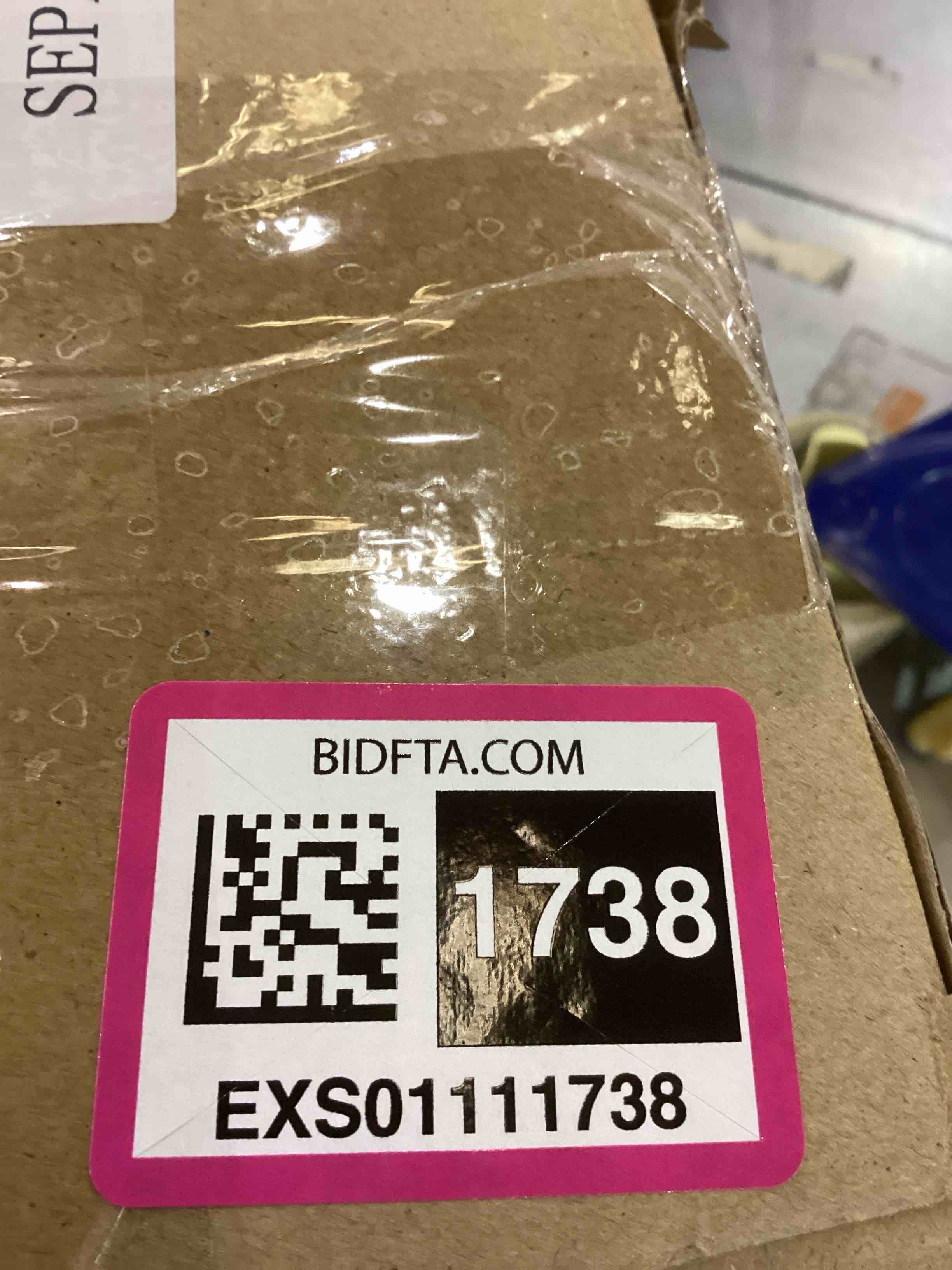 https://s3.amazonaws.com/lotting-images-prod/bidfta/EXS01111738_1705087740003.jpeg