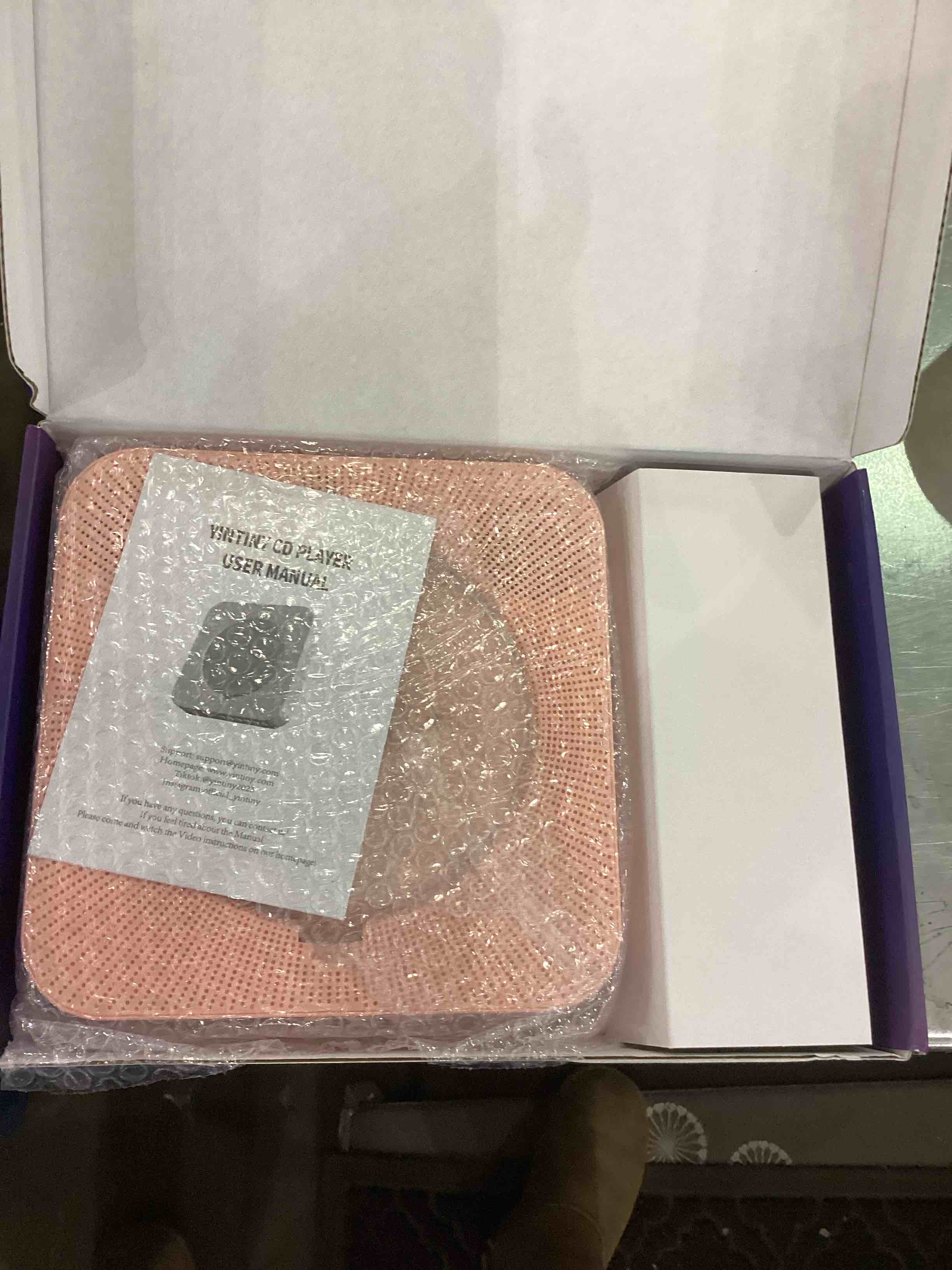 https://s3.amazonaws.com/lotting-images-prod/bidfta/EXS01111911_1705588254306.jpeg