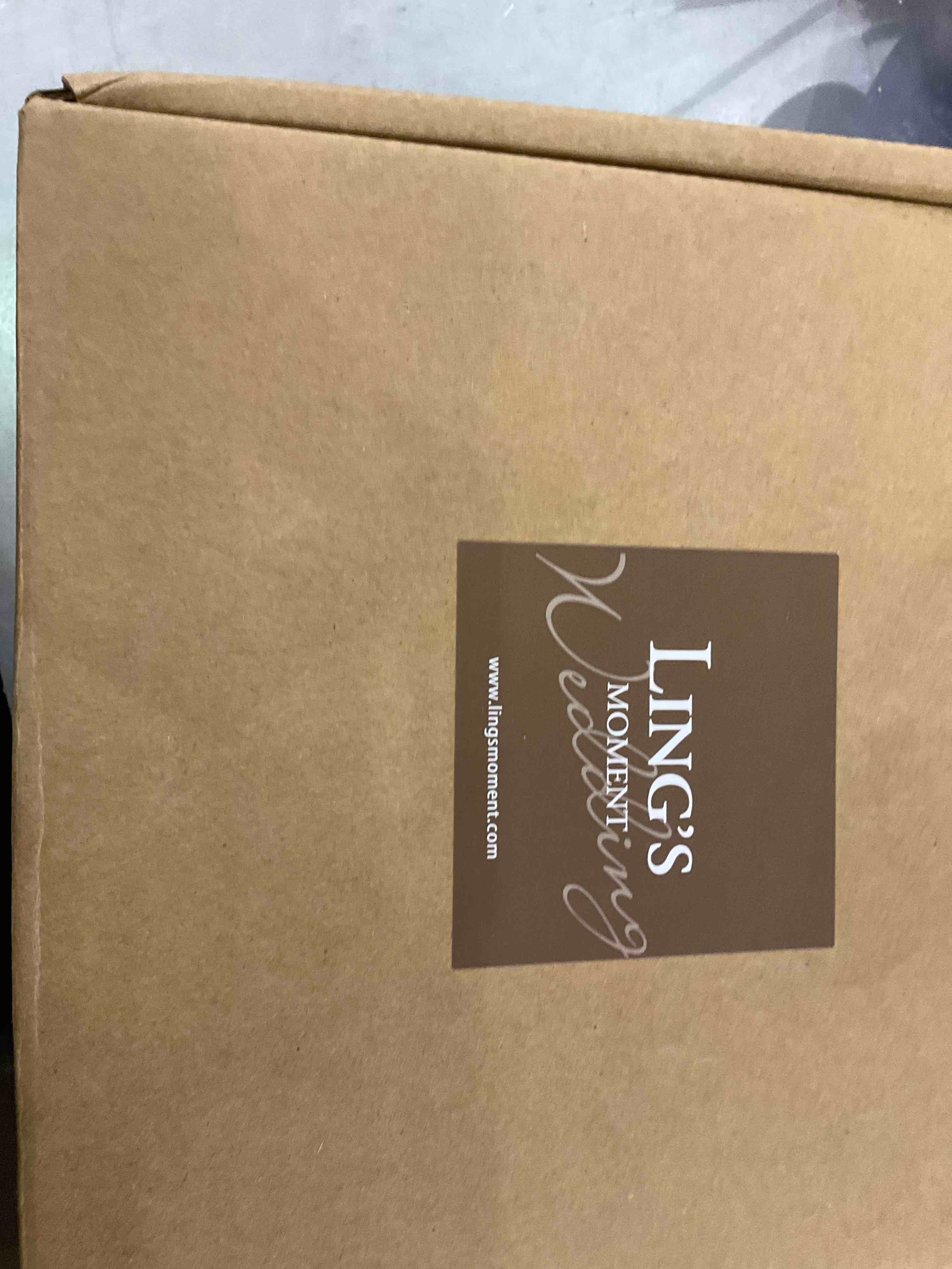 https://s3.amazonaws.com/lotting-images-prod/bidfta/EXS01113036_1705953607578.jpeg