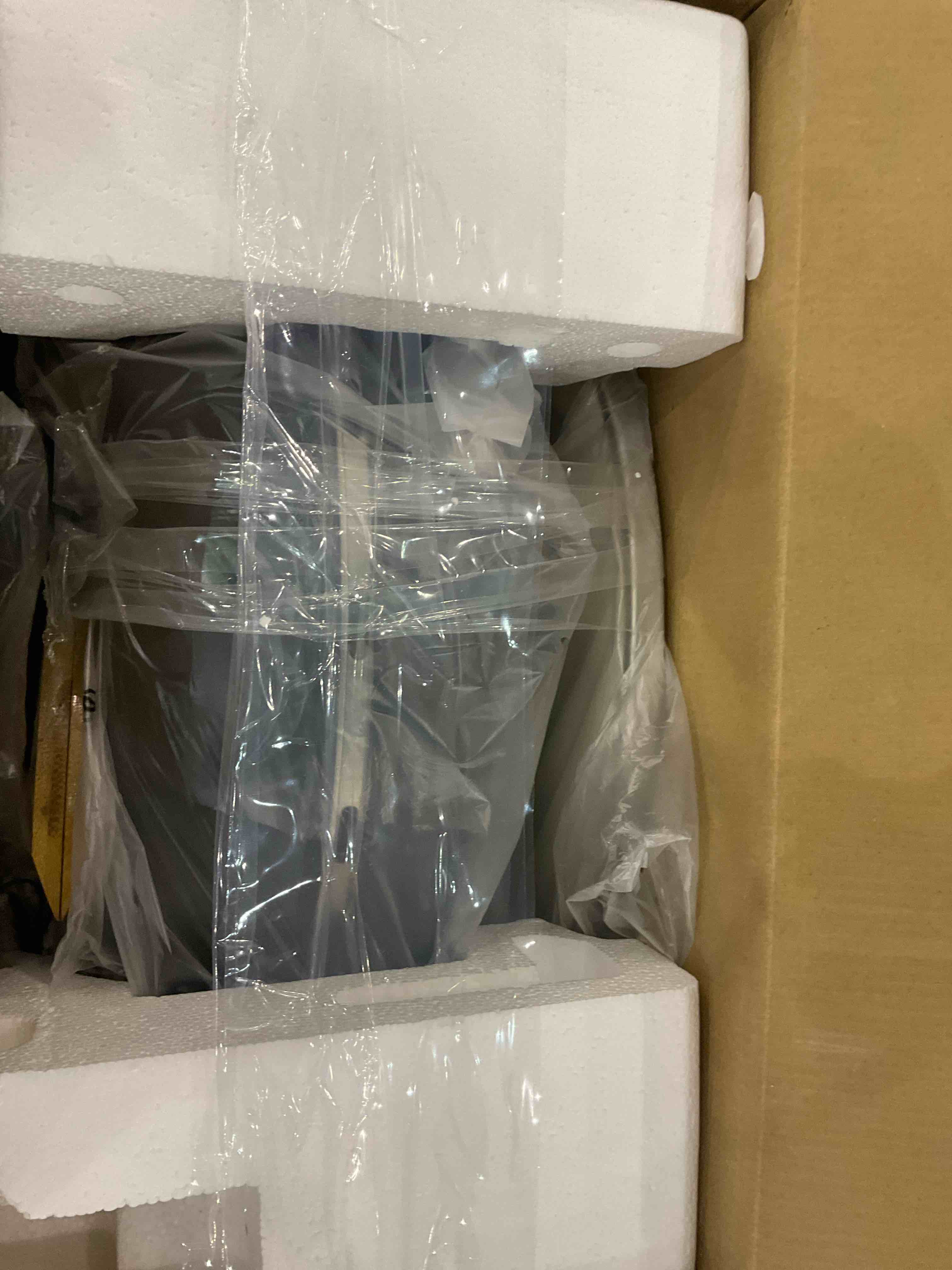 https://s3.amazonaws.com/lotting-images-prod/bidfta/EXS01113338_1706186997530.jpeg