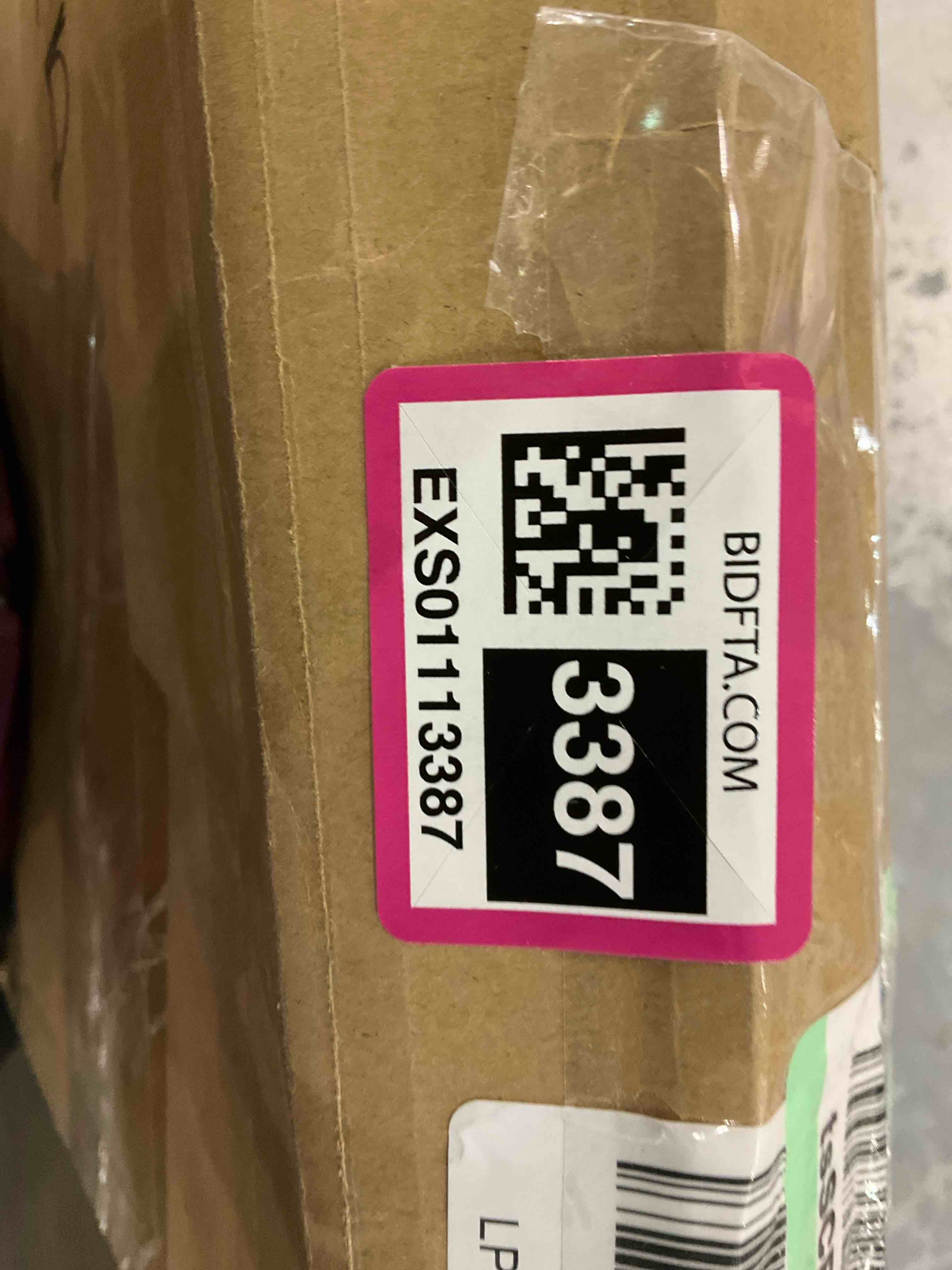 https://s3.amazonaws.com/lotting-images-prod/bidfta/EXS01113387_1706206287970.jpeg