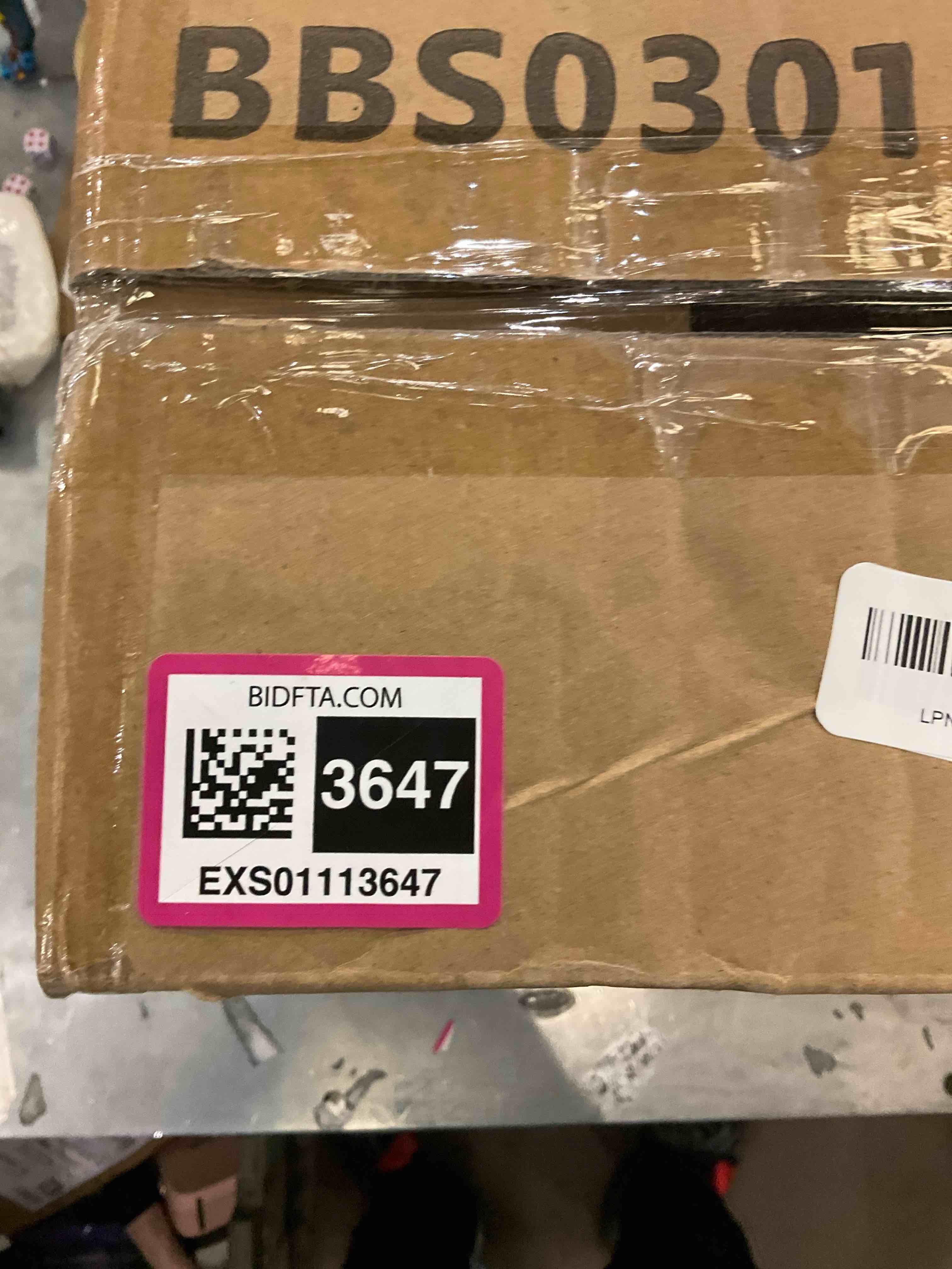 https://s3.amazonaws.com/lotting-images-prod/bidfta/EXS01113647_1705935417931.jpeg
