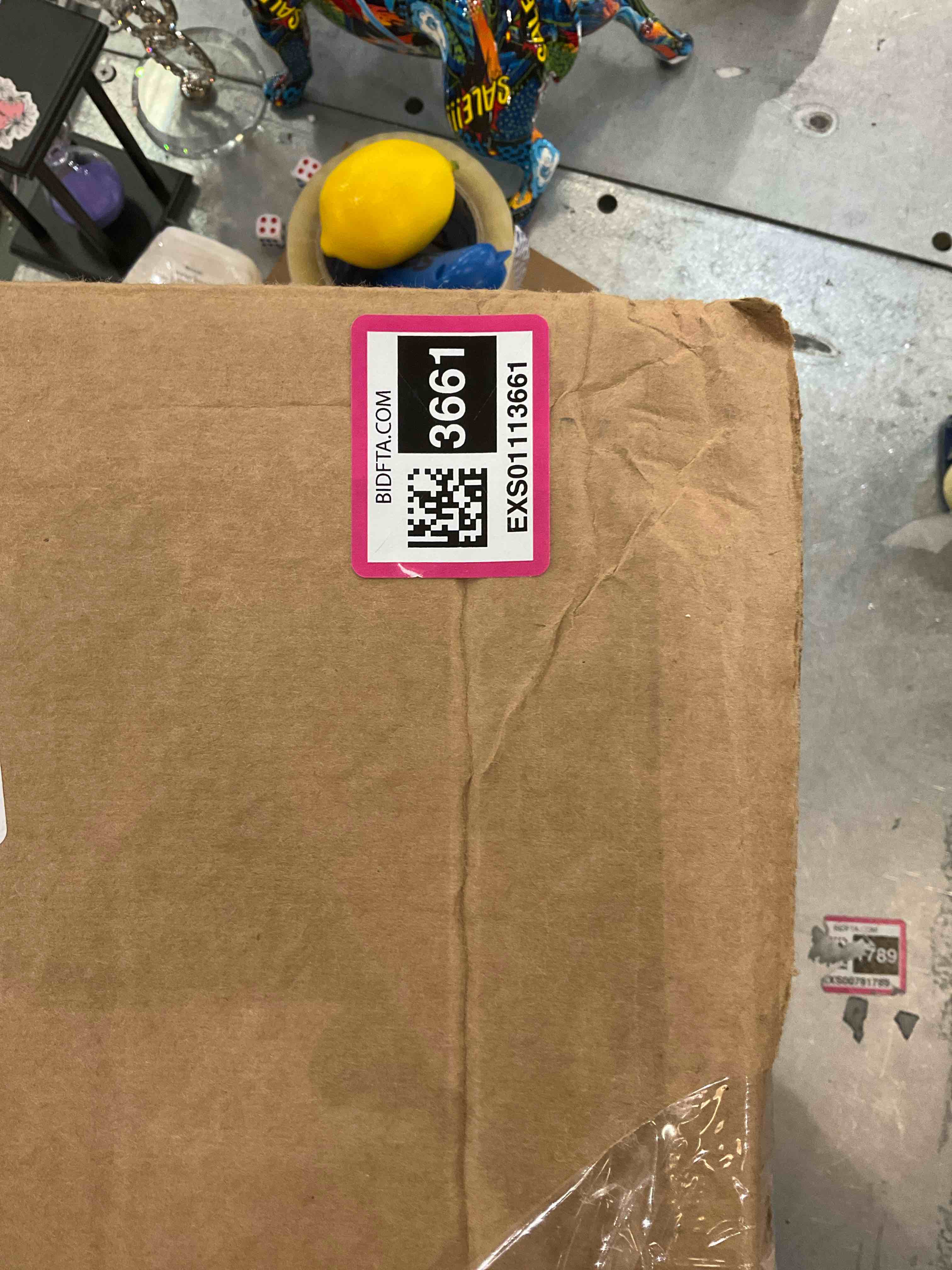 https://s3.amazonaws.com/lotting-images-prod/bidfta/EXS01113661_1705937436382.jpeg