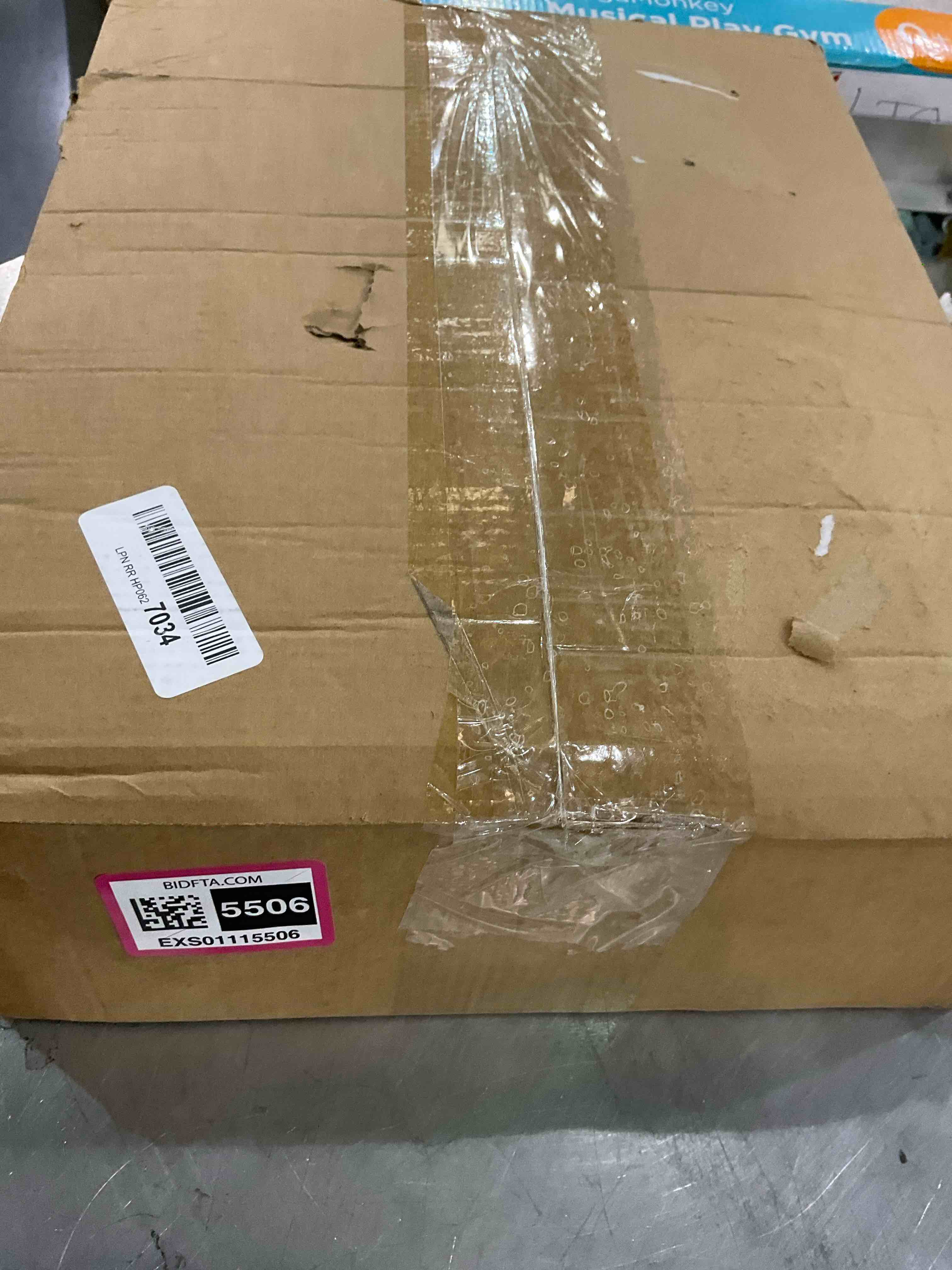https://s3.amazonaws.com/lotting-images-prod/bidfta/EXS01115506_1704983788978.jpeg