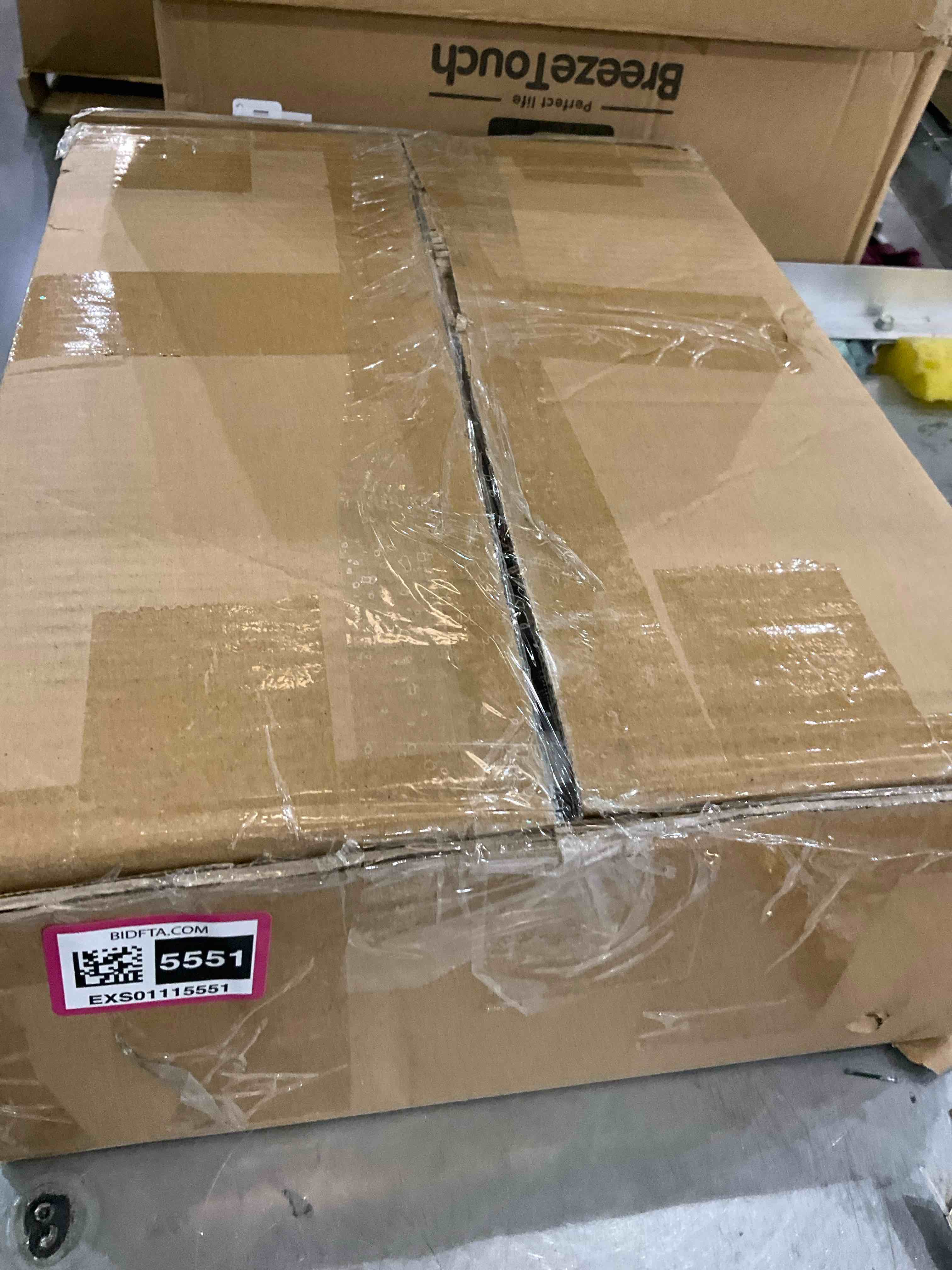 https://s3.amazonaws.com/lotting-images-prod/bidfta/EXS01115551_1704988396710.jpeg