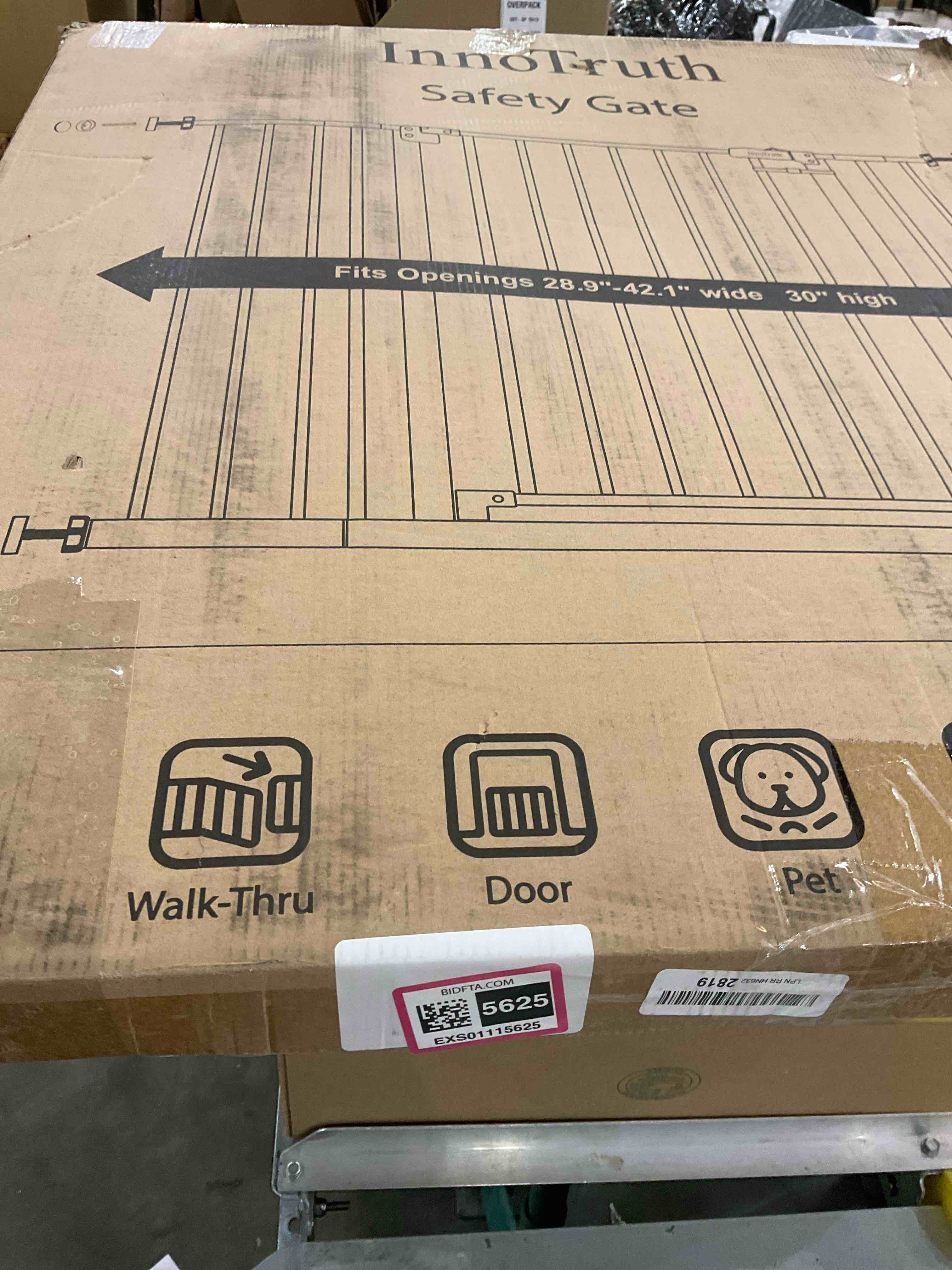 https://s3.amazonaws.com/lotting-images-prod/bidfta/EXS01115625_1704999222085.jpeg
