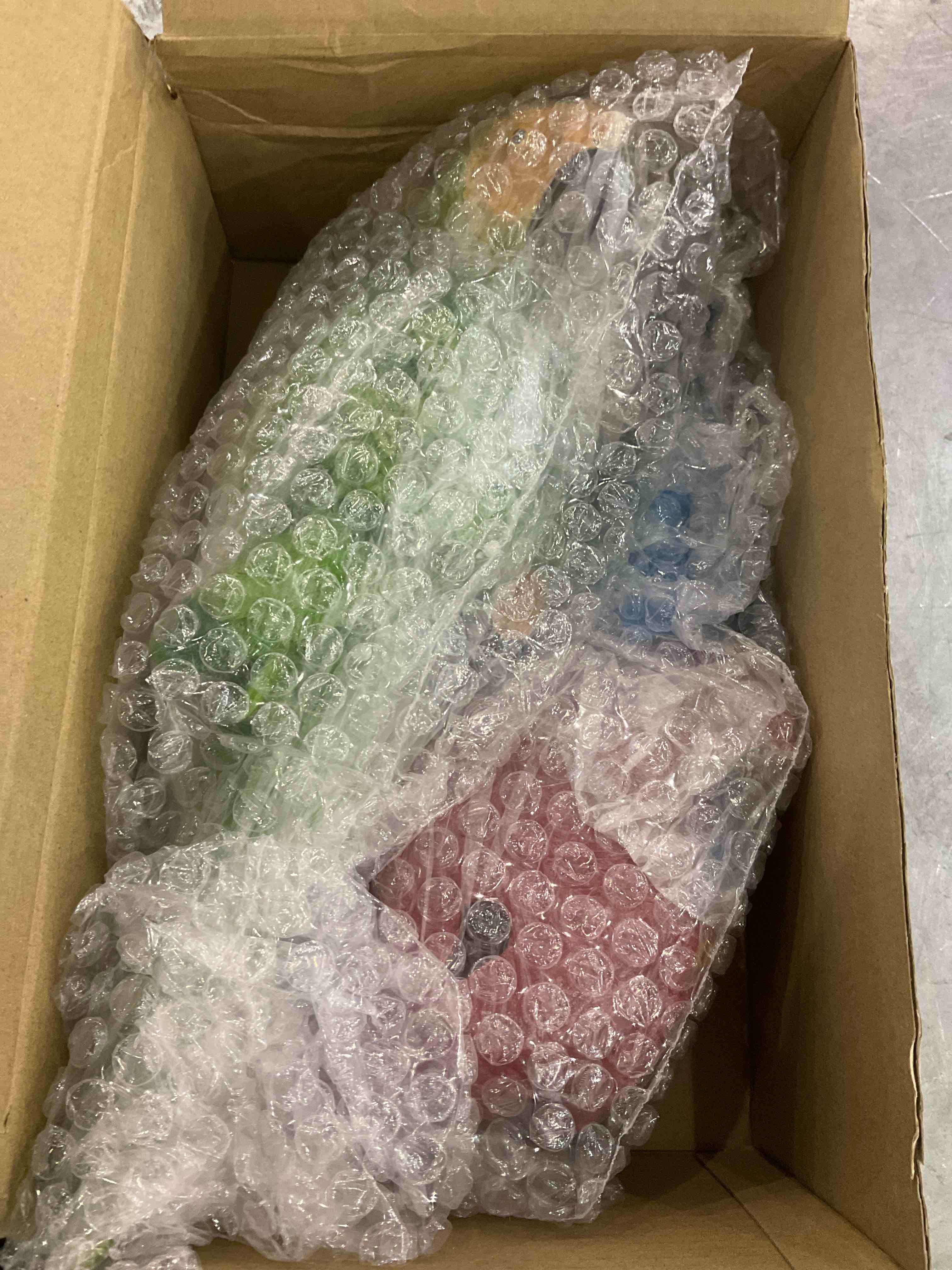 https://s3.amazonaws.com/lotting-images-prod/bidfta/EXS01115744_1705072228456.jpeg