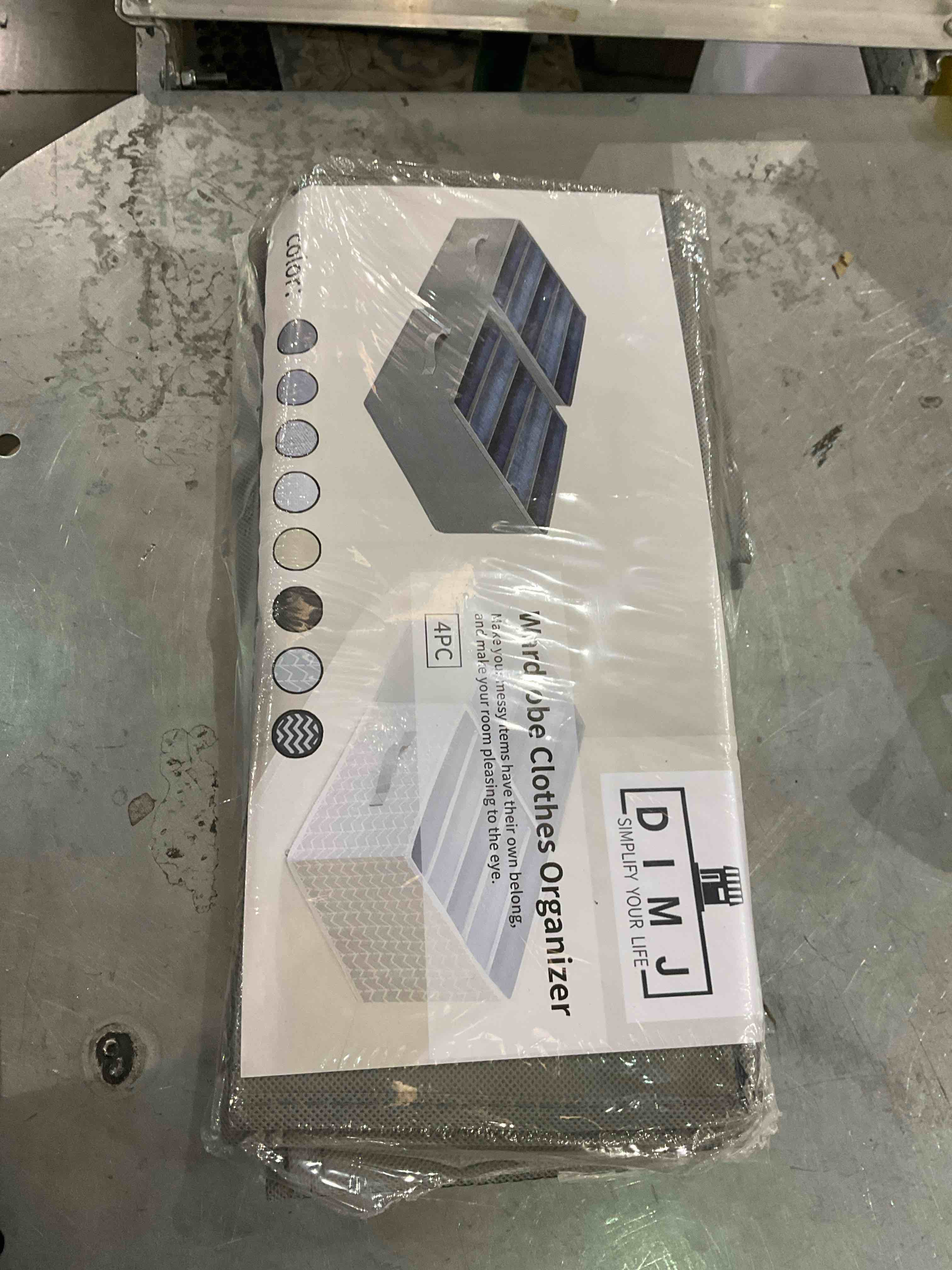 https://s3.amazonaws.com/lotting-images-prod/bidfta/EXS01115828_1705085675525.jpeg