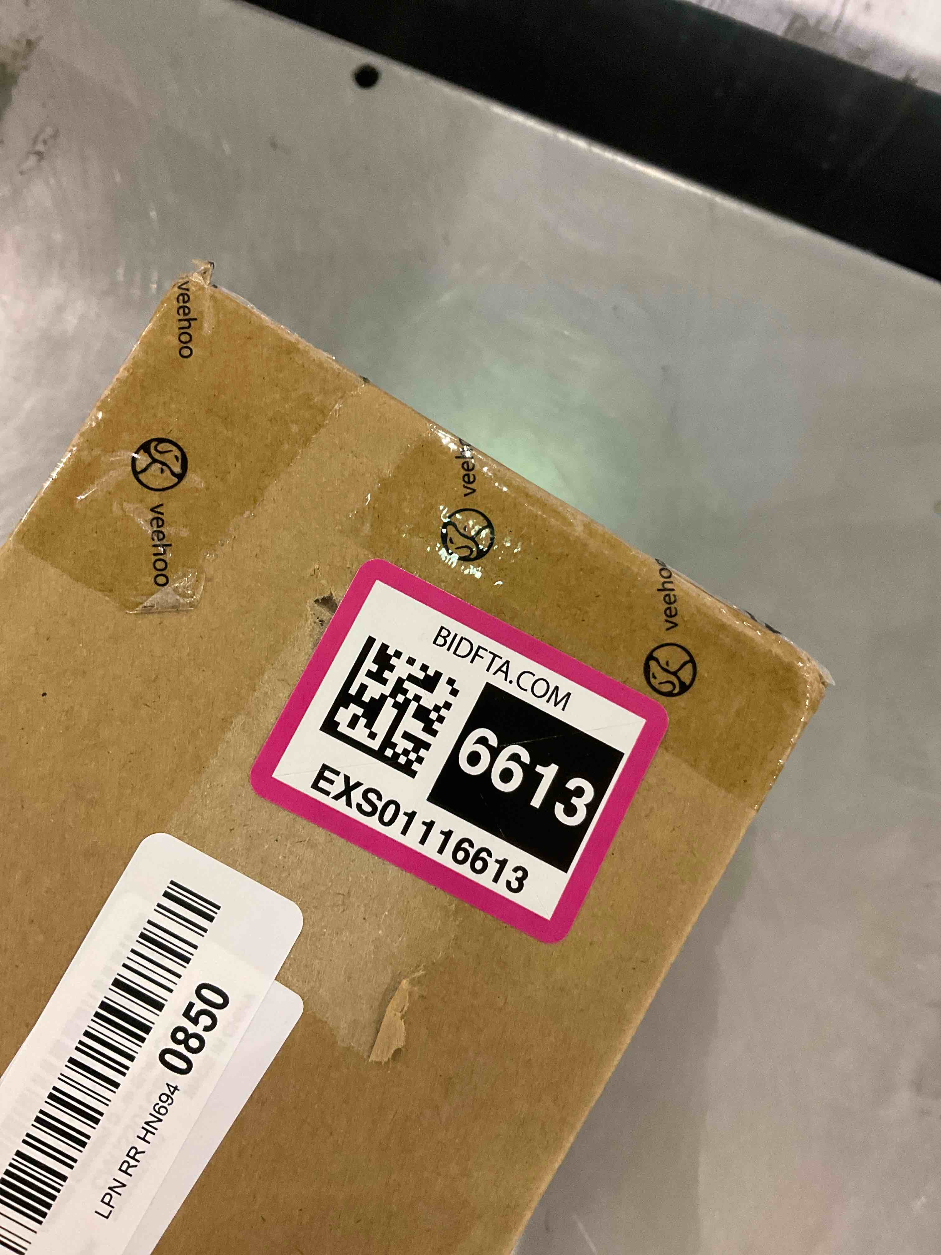 https://s3.amazonaws.com/lotting-images-prod/bidfta/EXS01116613_1704976990163.jpeg