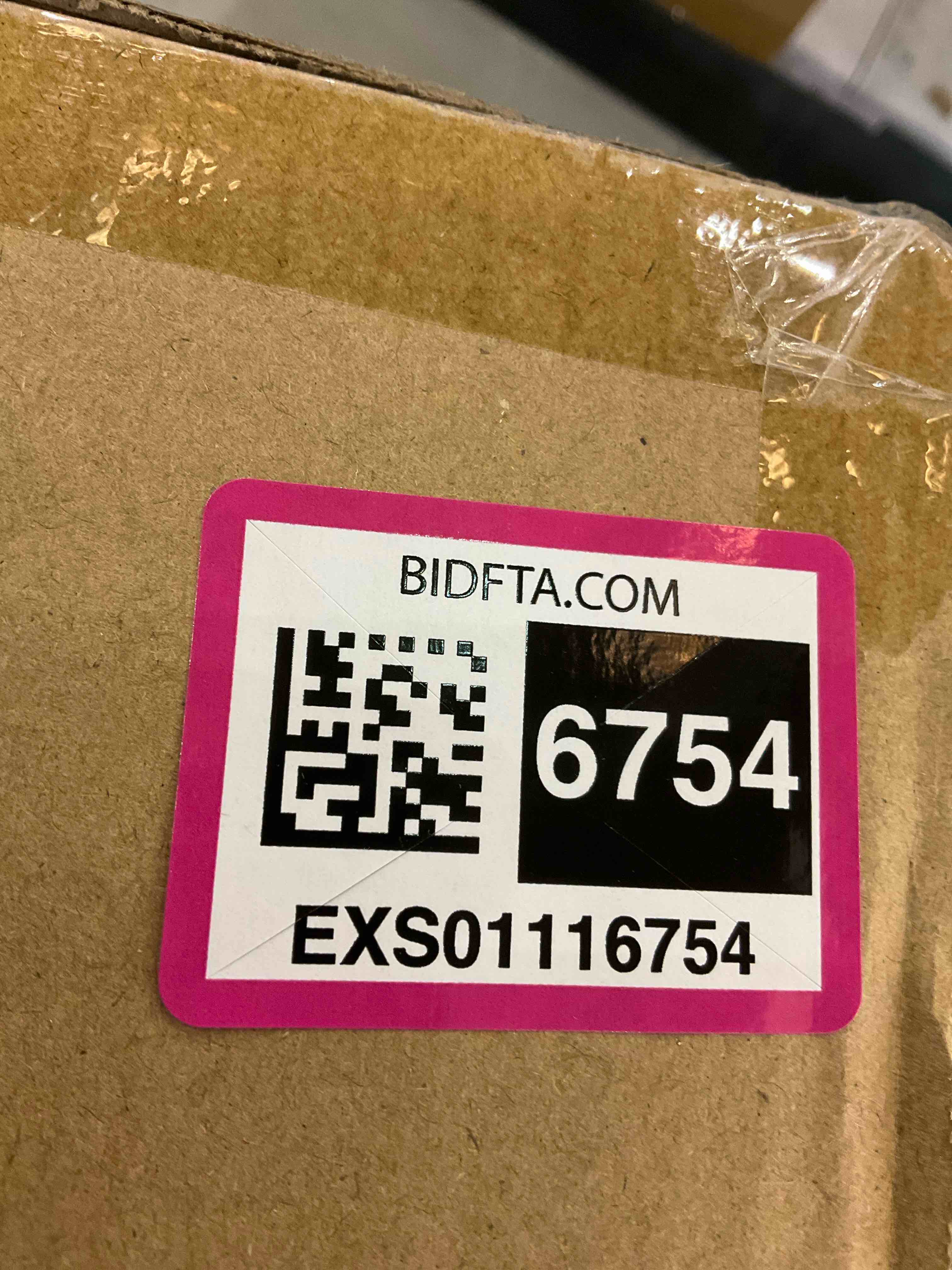 https://s3.amazonaws.com/lotting-images-prod/bidfta/EXS01116754_1705003291746.jpeg