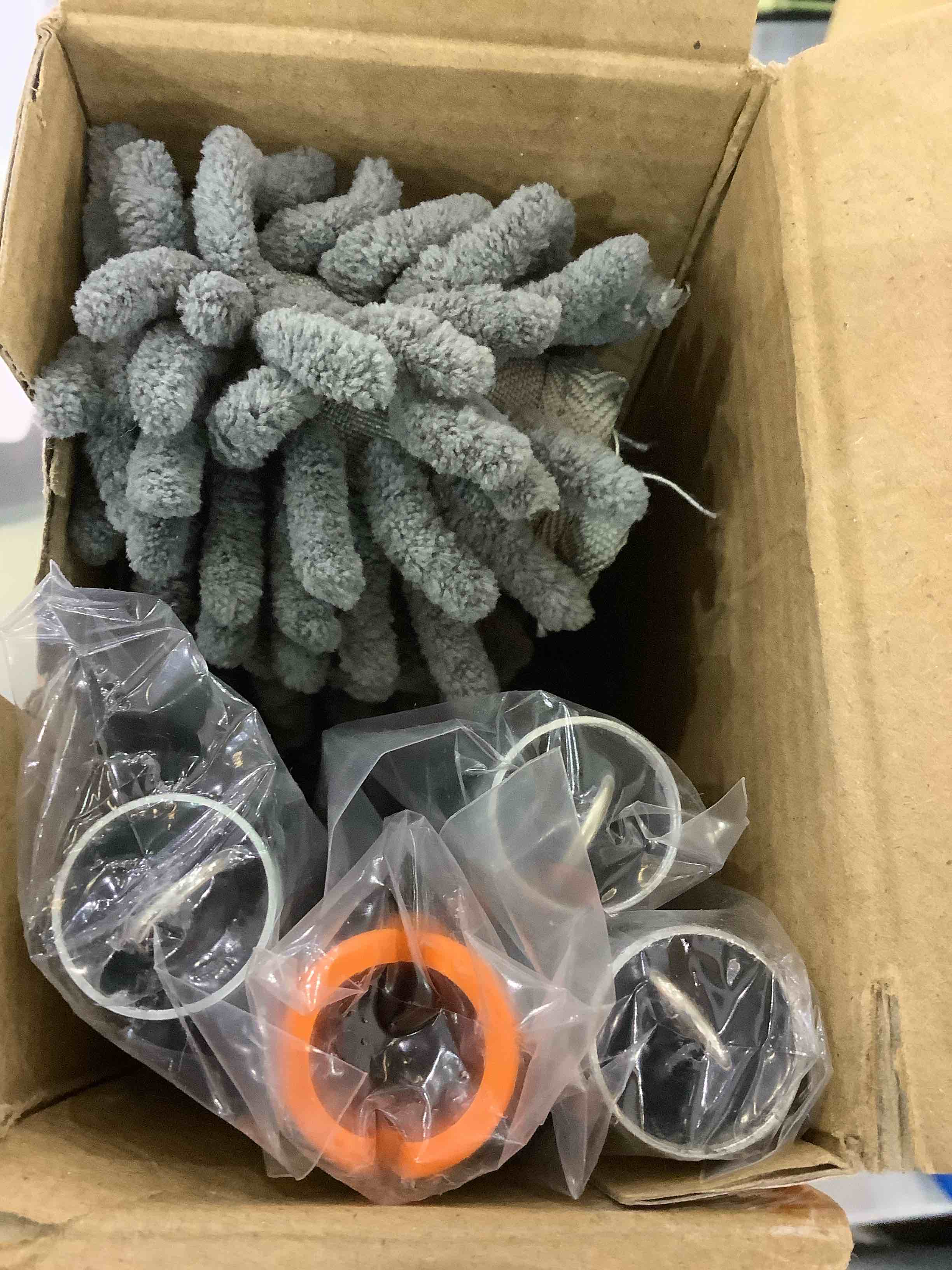 https://s3.amazonaws.com/lotting-images-prod/bidfta/EXS01116929_1705678695623.jpeg