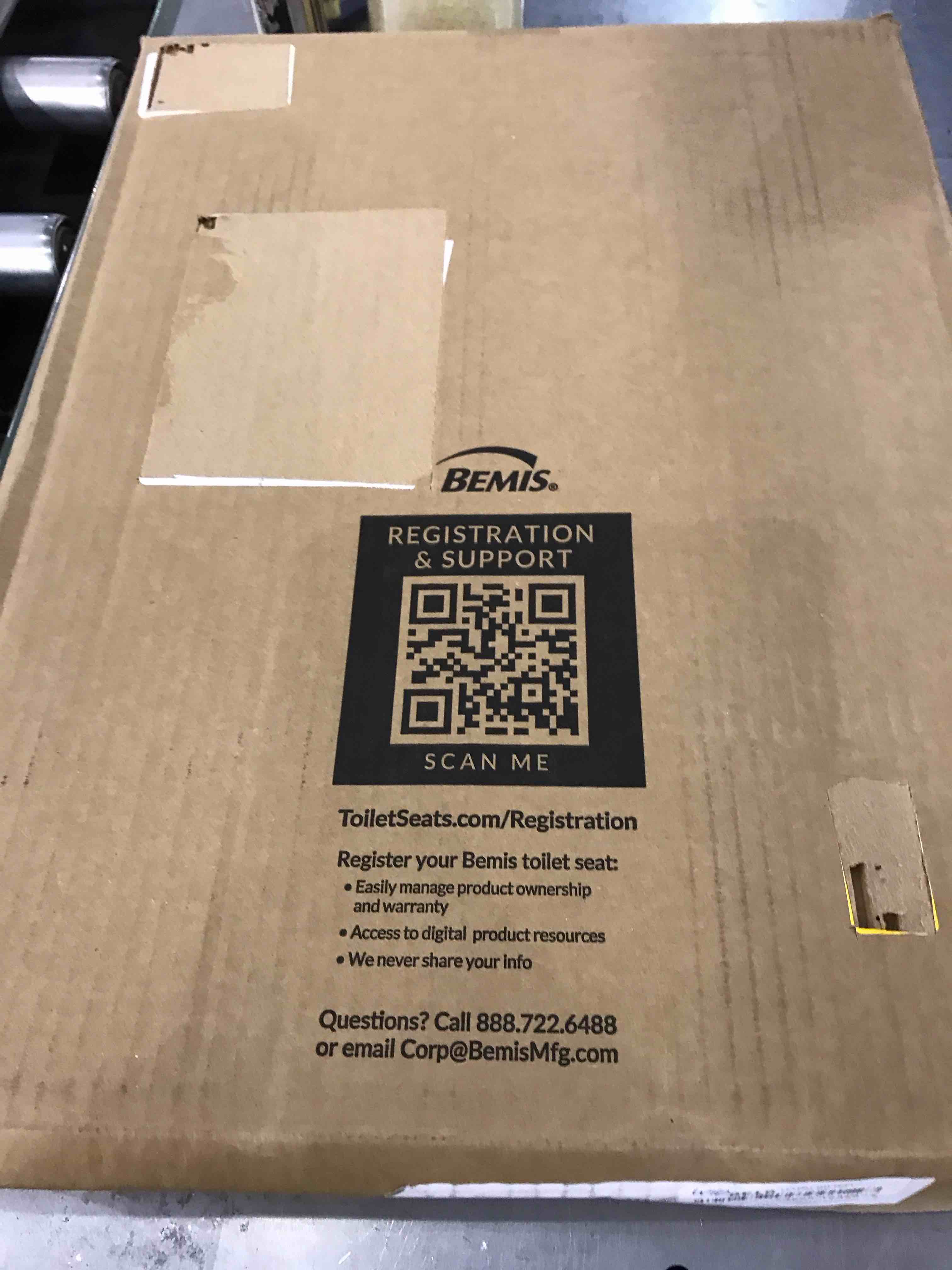 BEMIS elongated  soft toilet seat 1815EC