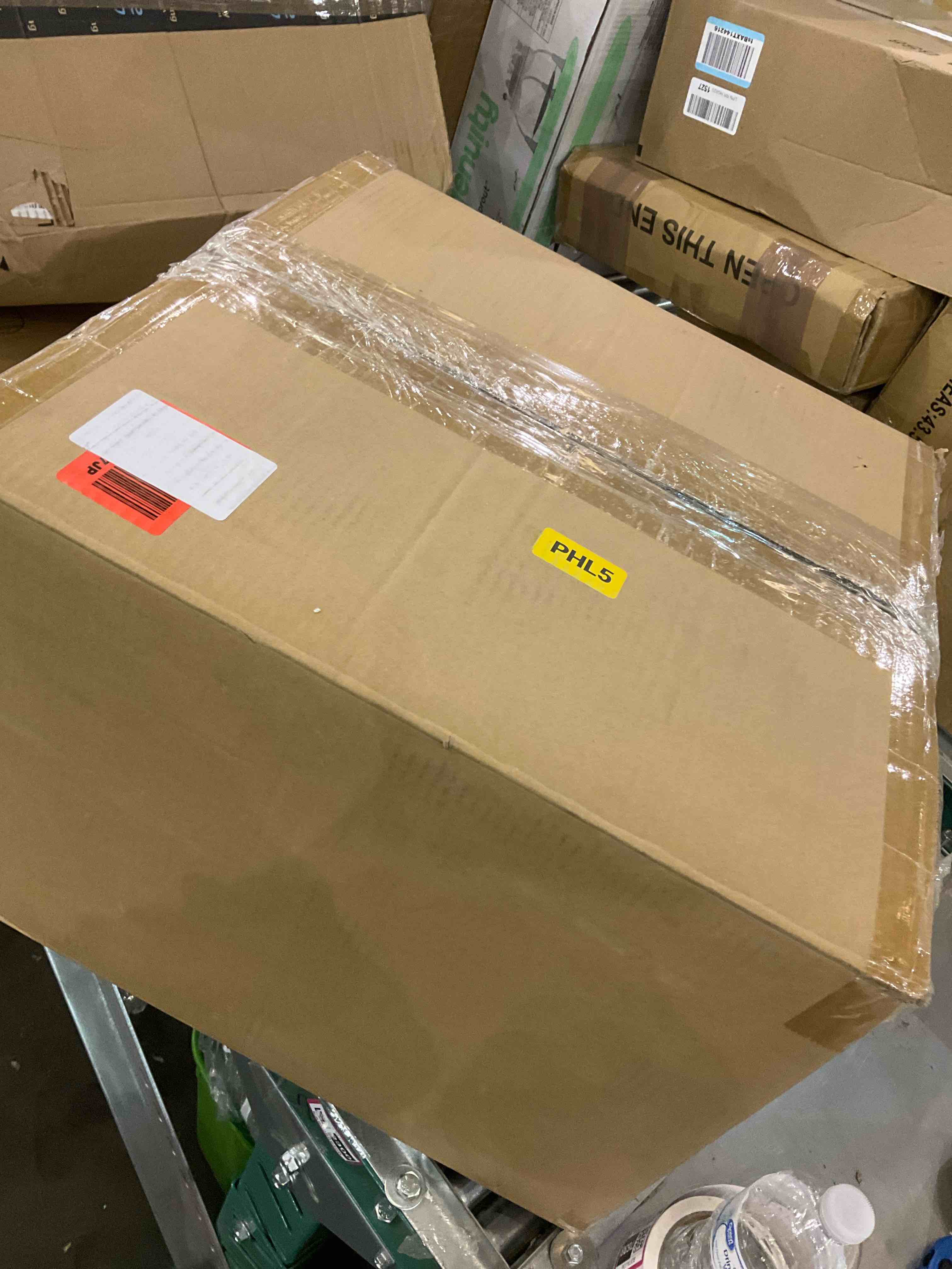 https://s3.amazonaws.com/lotting-images-prod/bidfta/EXS01117632_1704909810285.jpeg