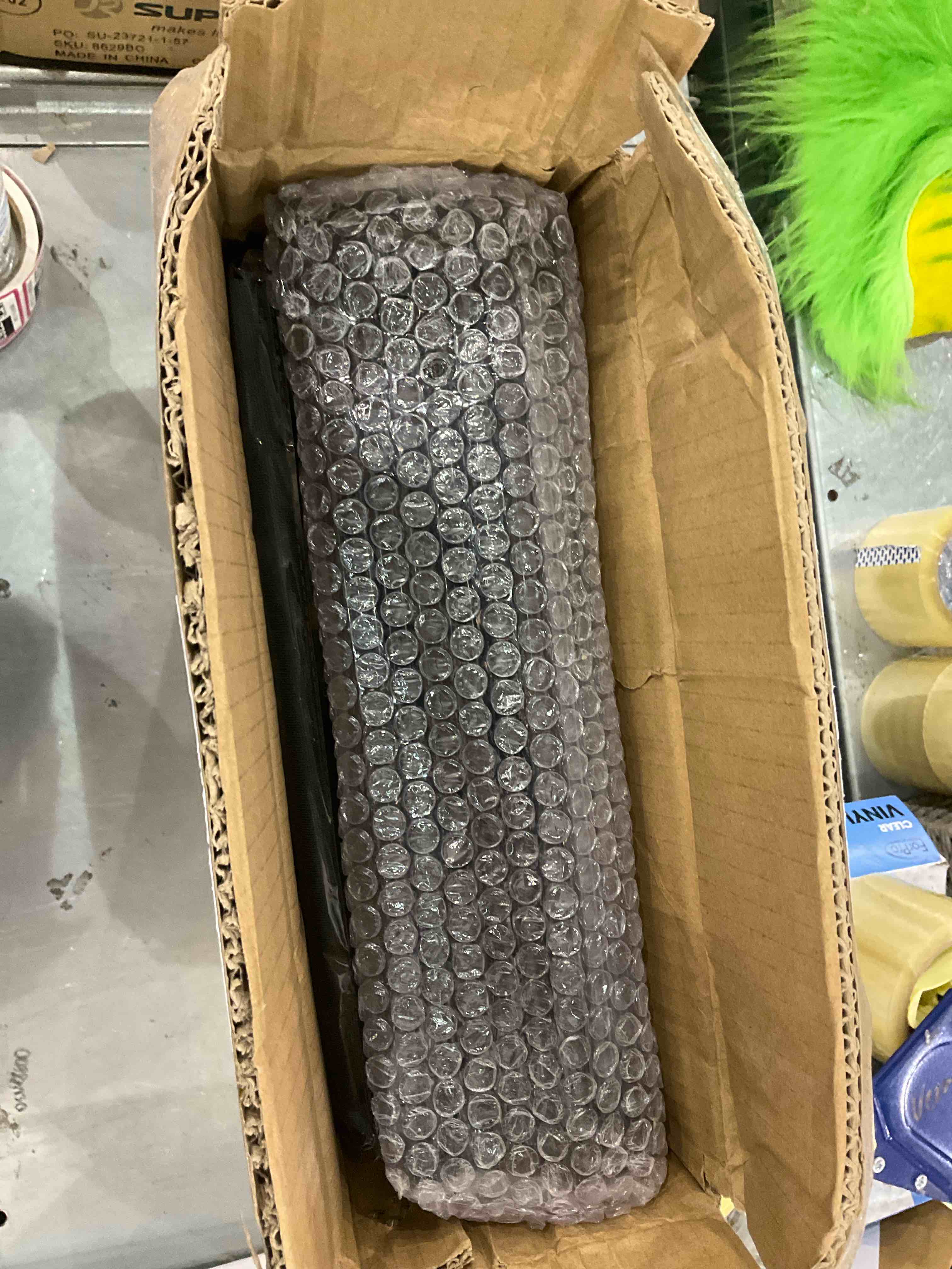 https://s3.amazonaws.com/lotting-images-prod/bidfta/EXS01117762_1704984100887.jpeg