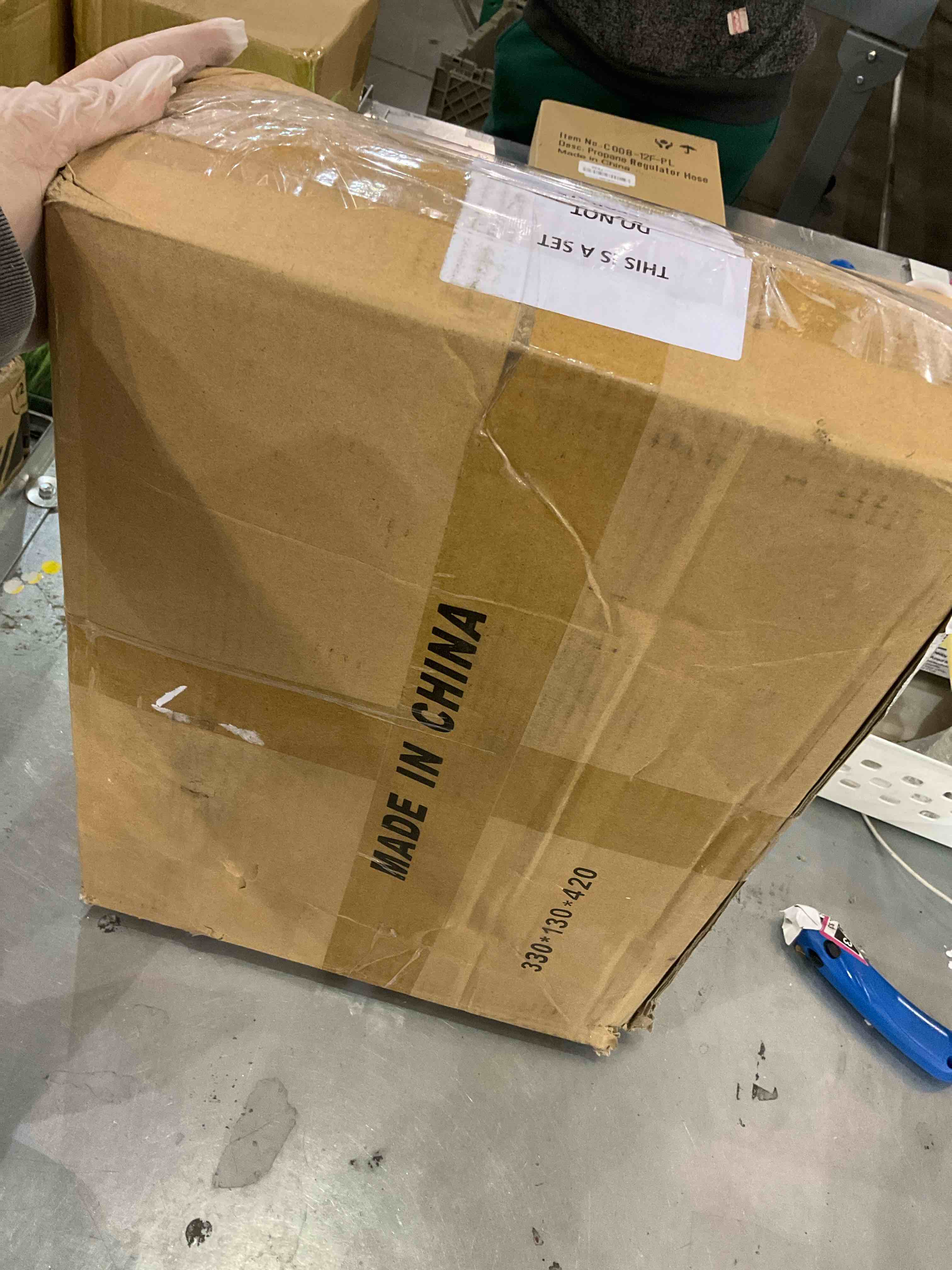 https://s3.amazonaws.com/lotting-images-prod/bidfta/EXS01117762_1704984114442.jpeg