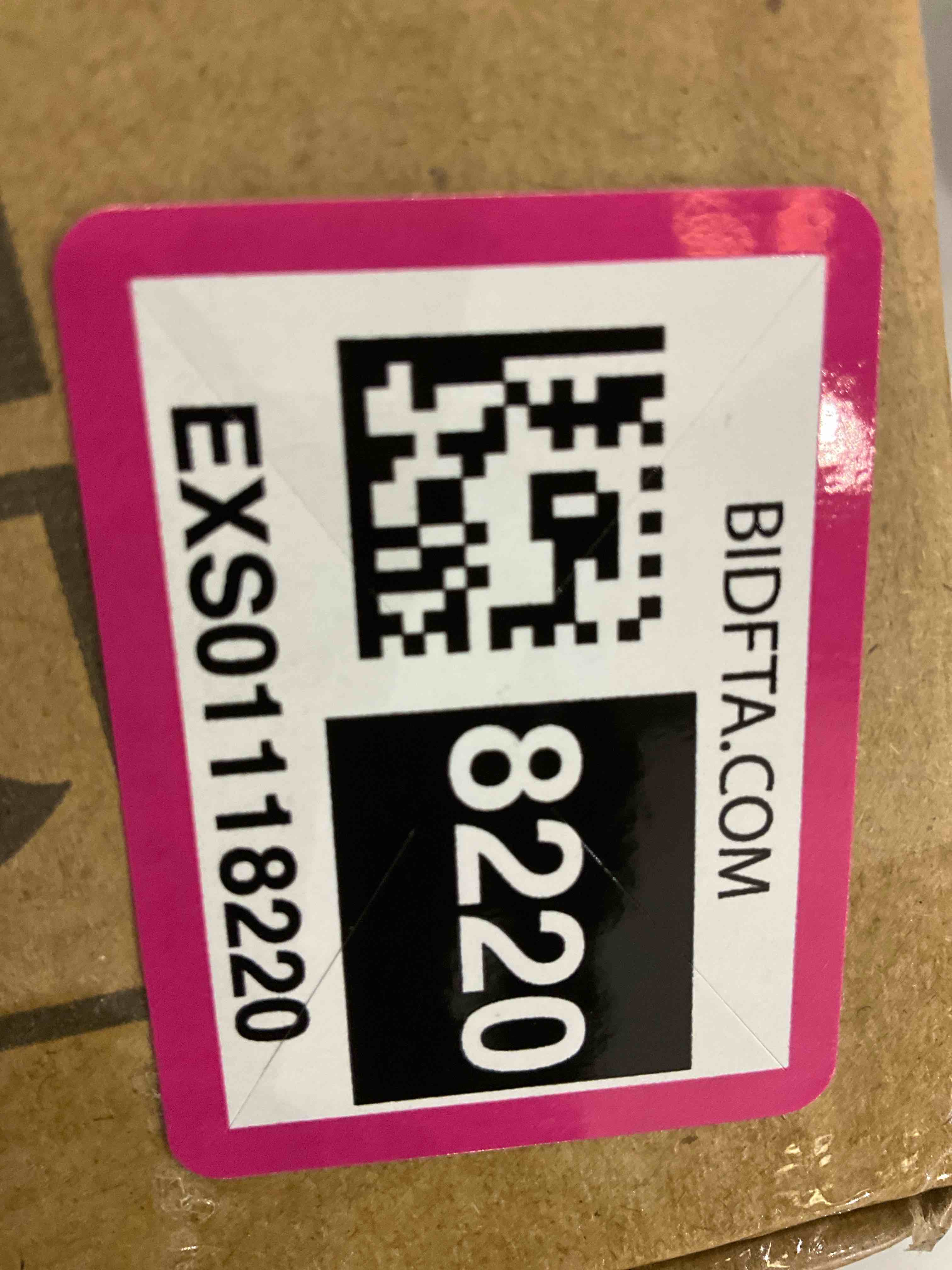 https://s3.amazonaws.com/lotting-images-prod/bidfta/EXS01118220_1707146131212.jpeg