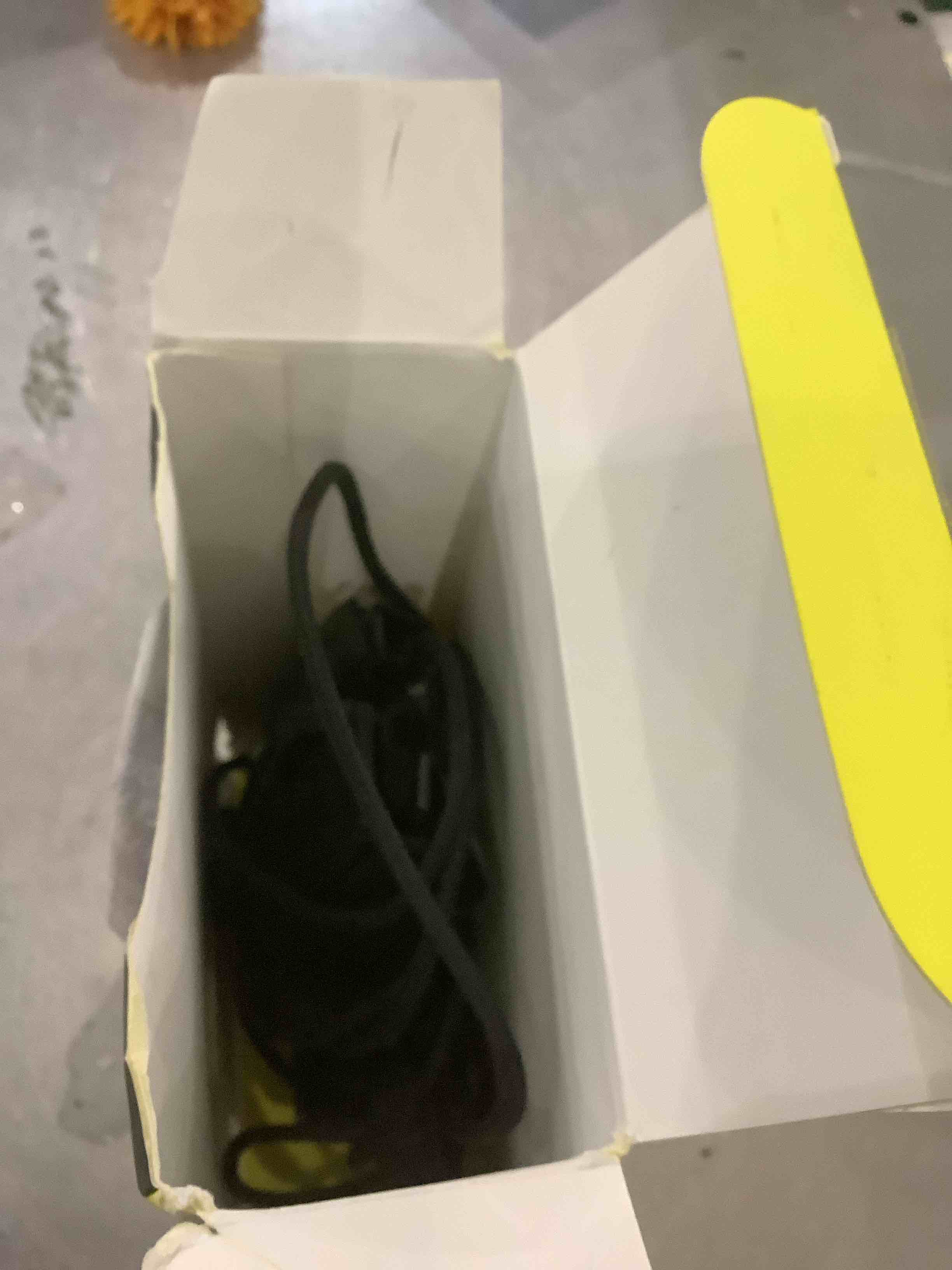 https://s3.amazonaws.com/lotting-images-prod/bidfta/EXS01119019_1705081732339.jpeg