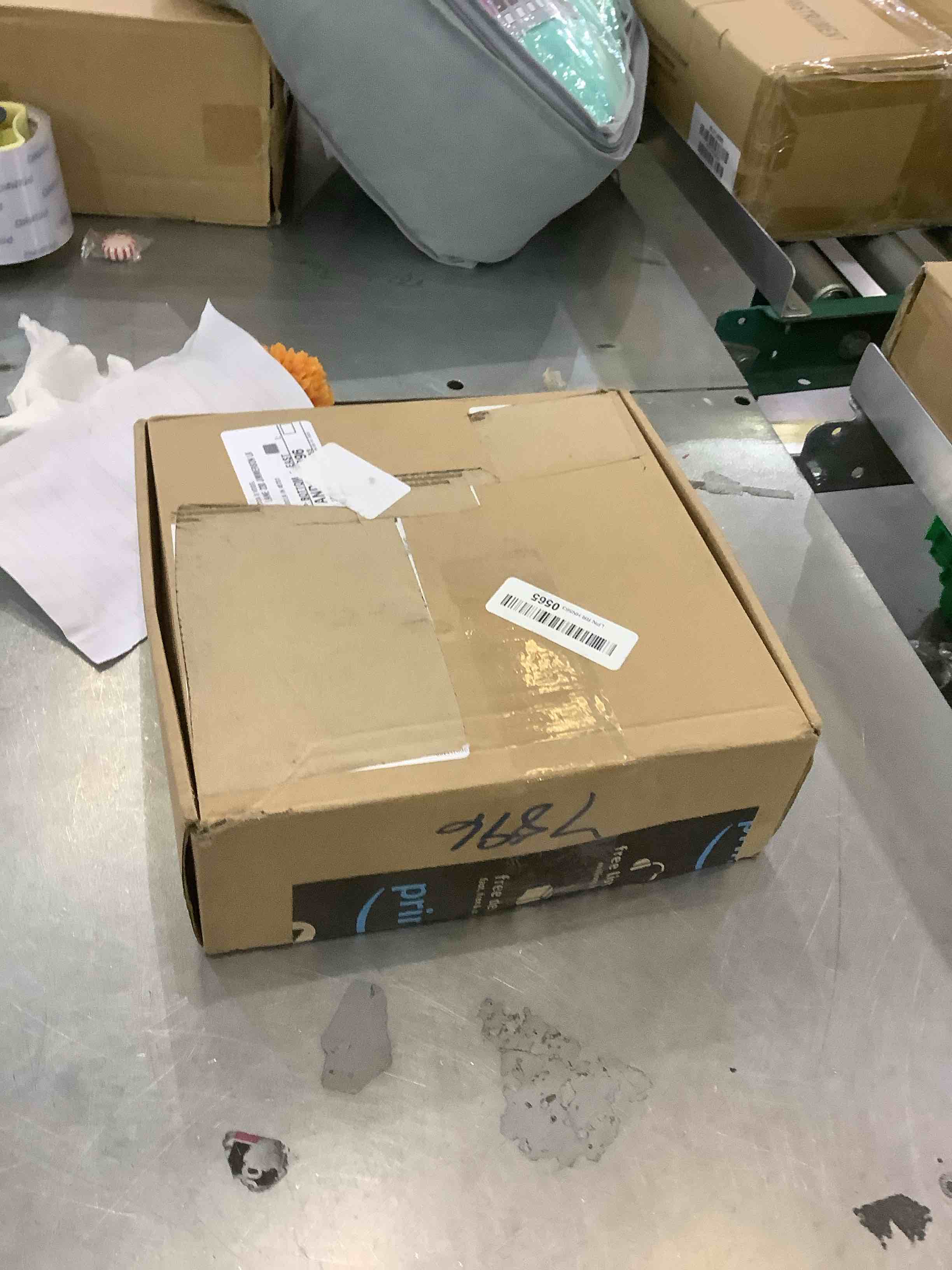 https://s3.amazonaws.com/lotting-images-prod/bidfta/EXS01119421_1705954335518.jpeg
