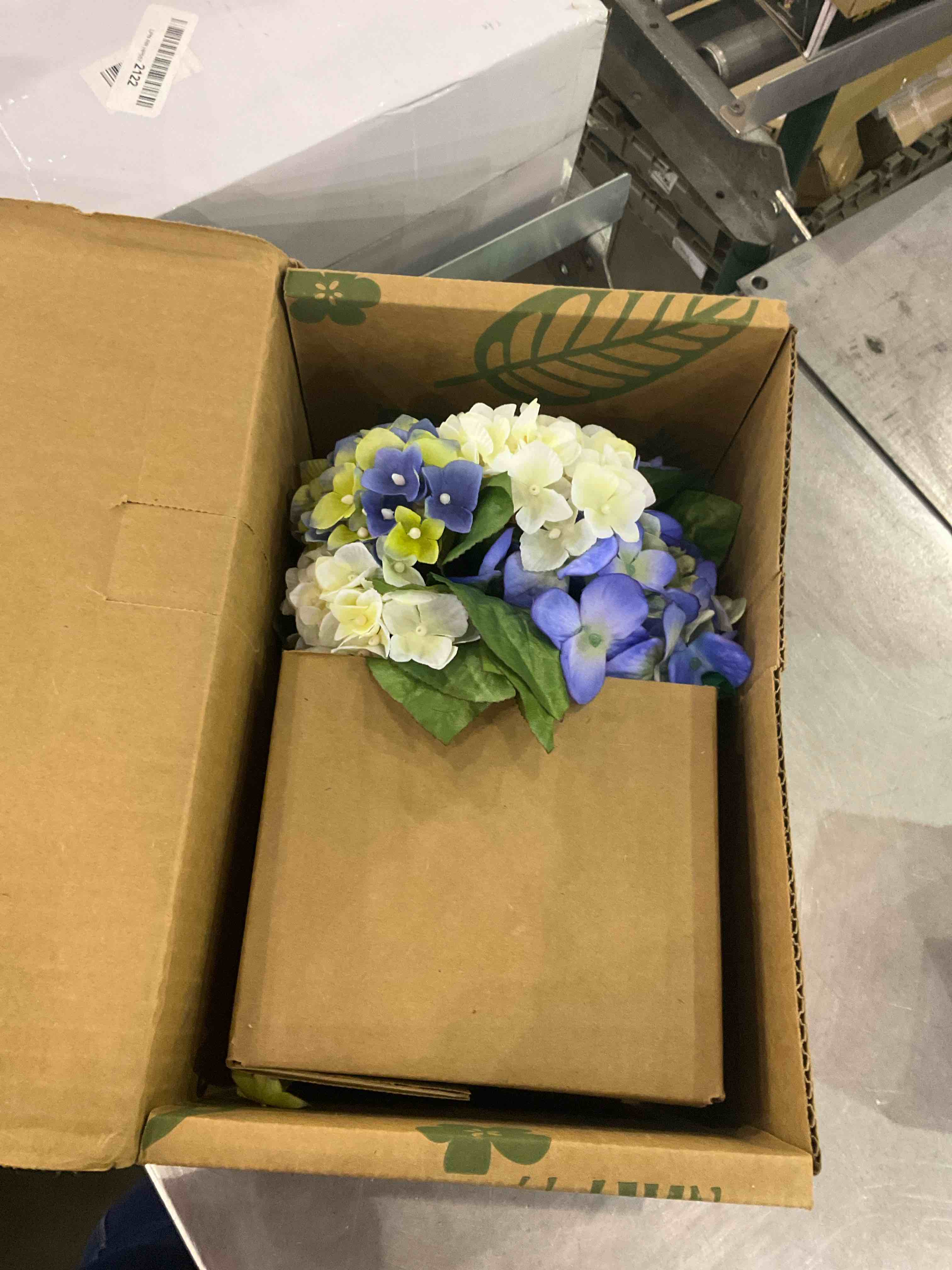 https://s3.amazonaws.com/lotting-images-prod/bidfta/EXS01119555_1705071903966.jpeg