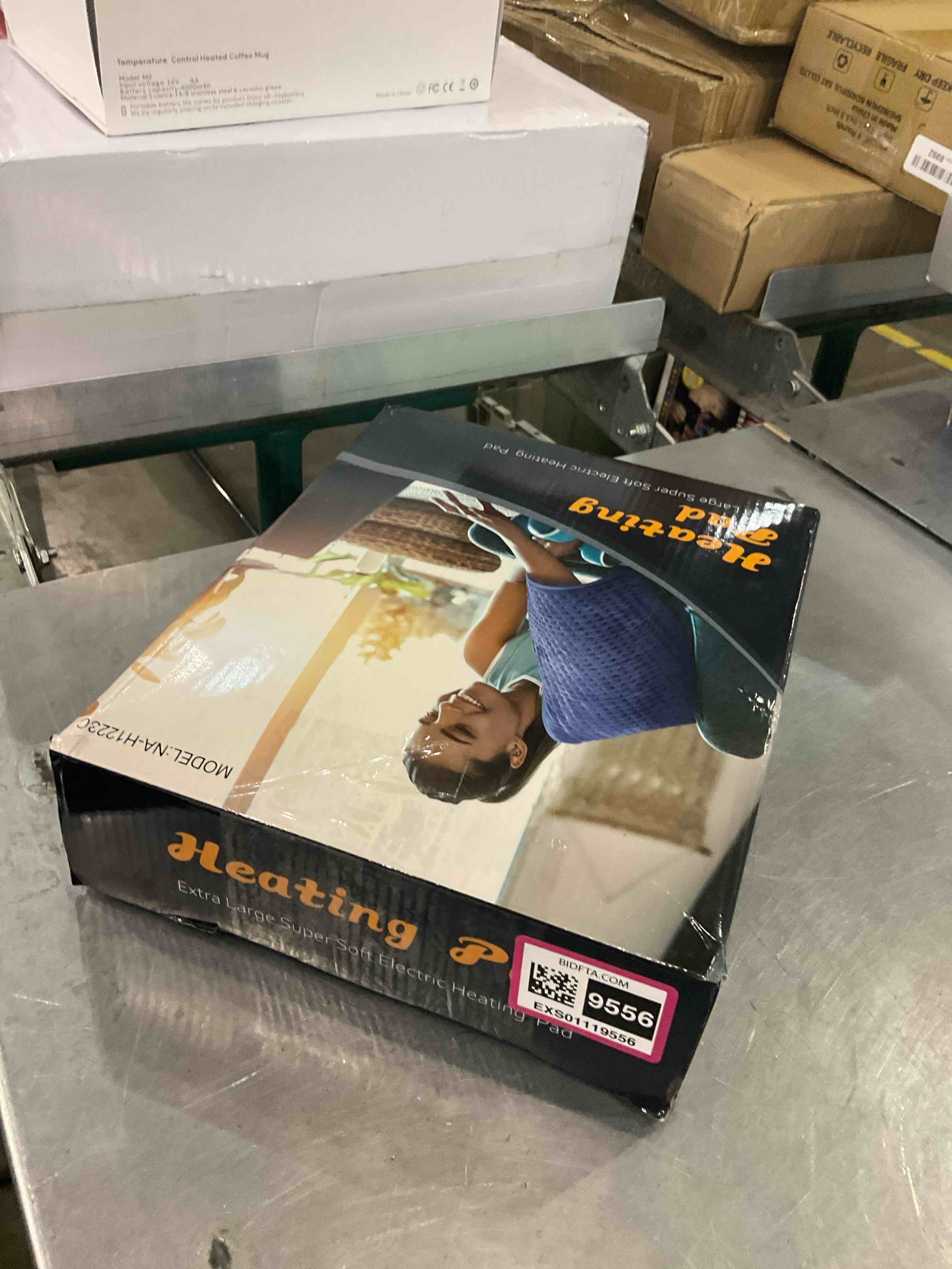 https://s3.amazonaws.com/lotting-images-prod/bidfta/EXS01119556_1705071974950.jpeg