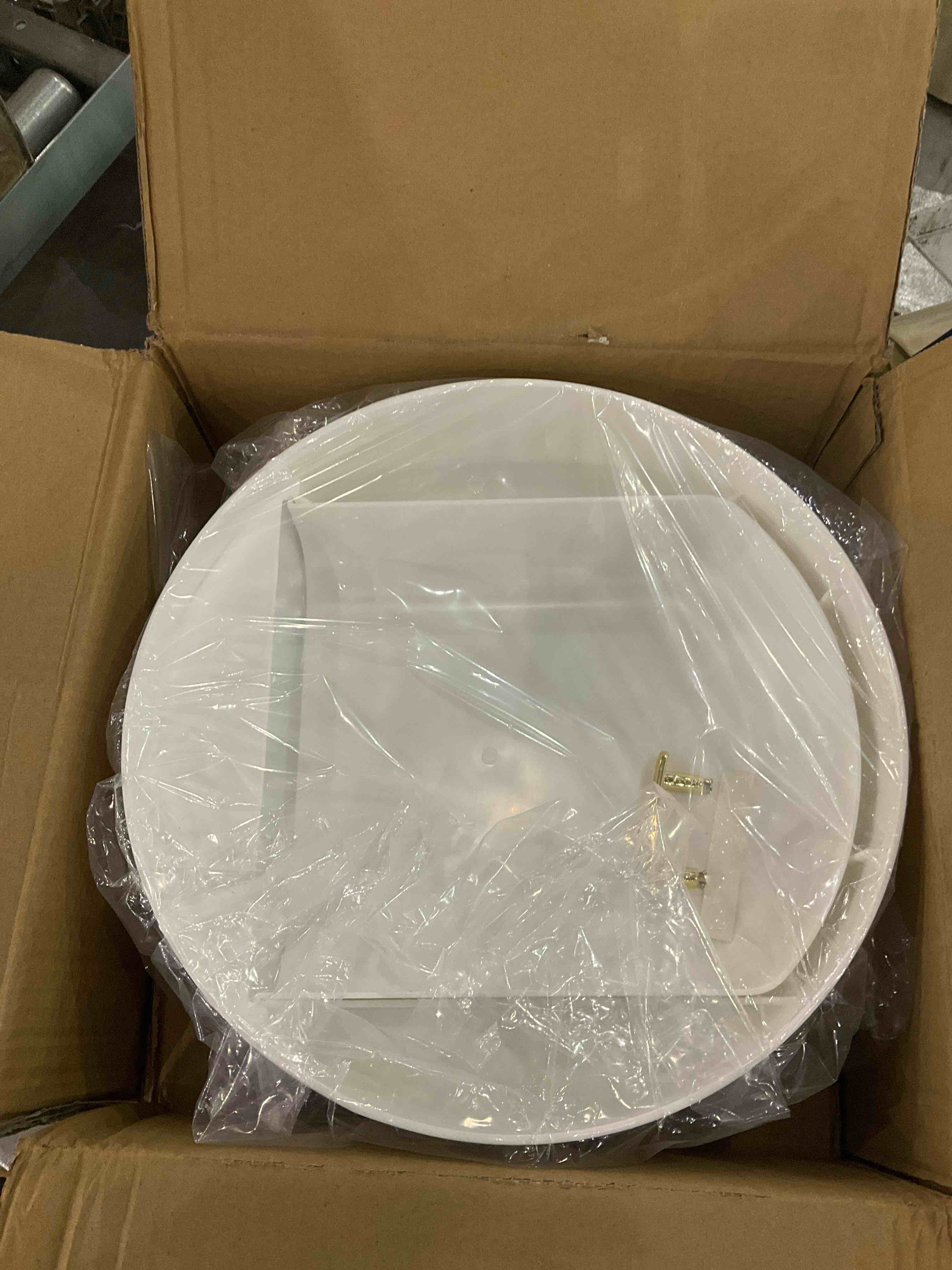 https://s3.amazonaws.com/lotting-images-prod/bidfta/EXS01119577_1705074718971.jpeg
