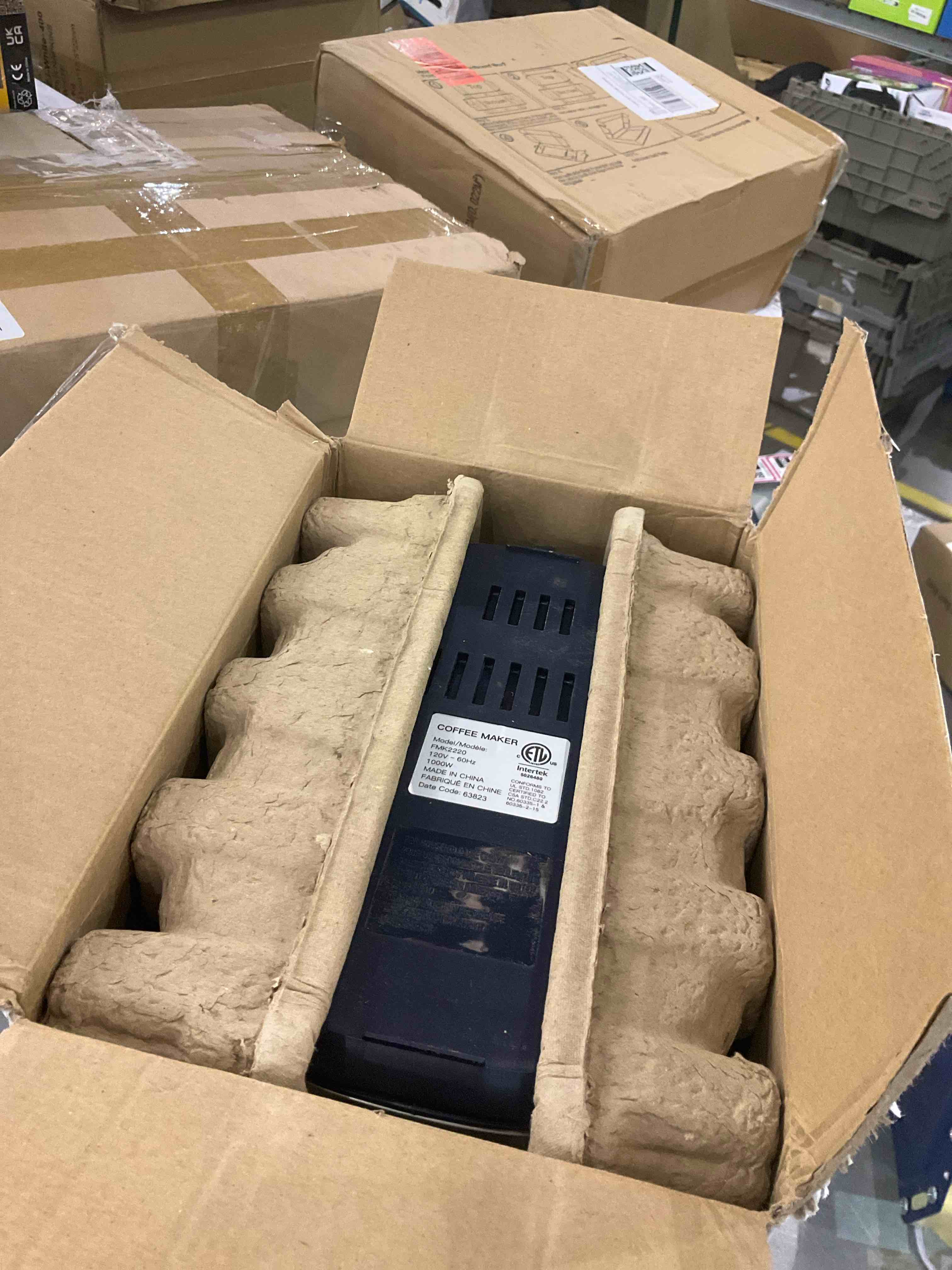 https://s3.amazonaws.com/lotting-images-prod/bidfta/EXS01119974_1705594842440.jpeg