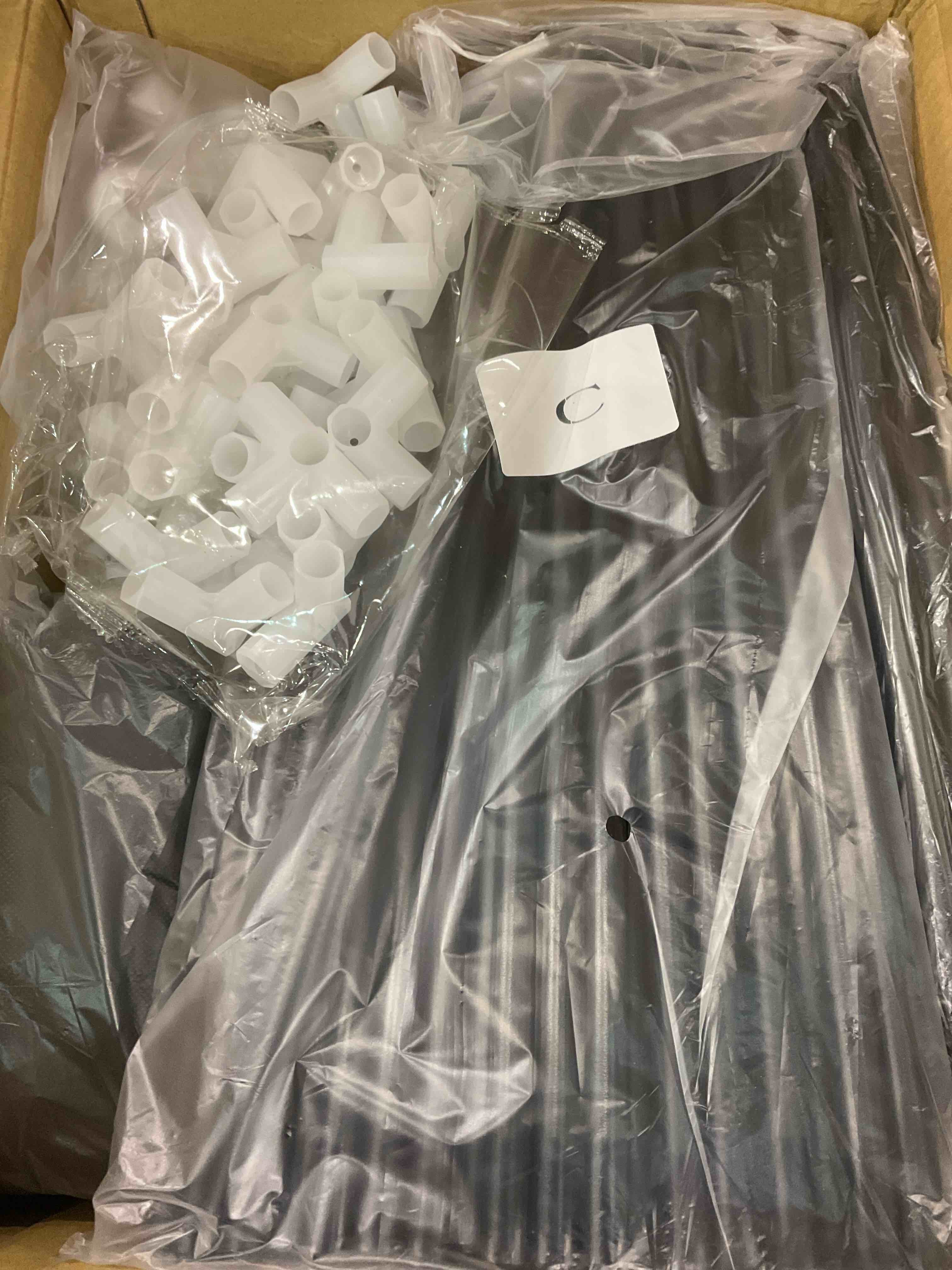https://s3.amazonaws.com/lotting-images-prod/bidfta/EXS01120886_1706014198722.jpeg