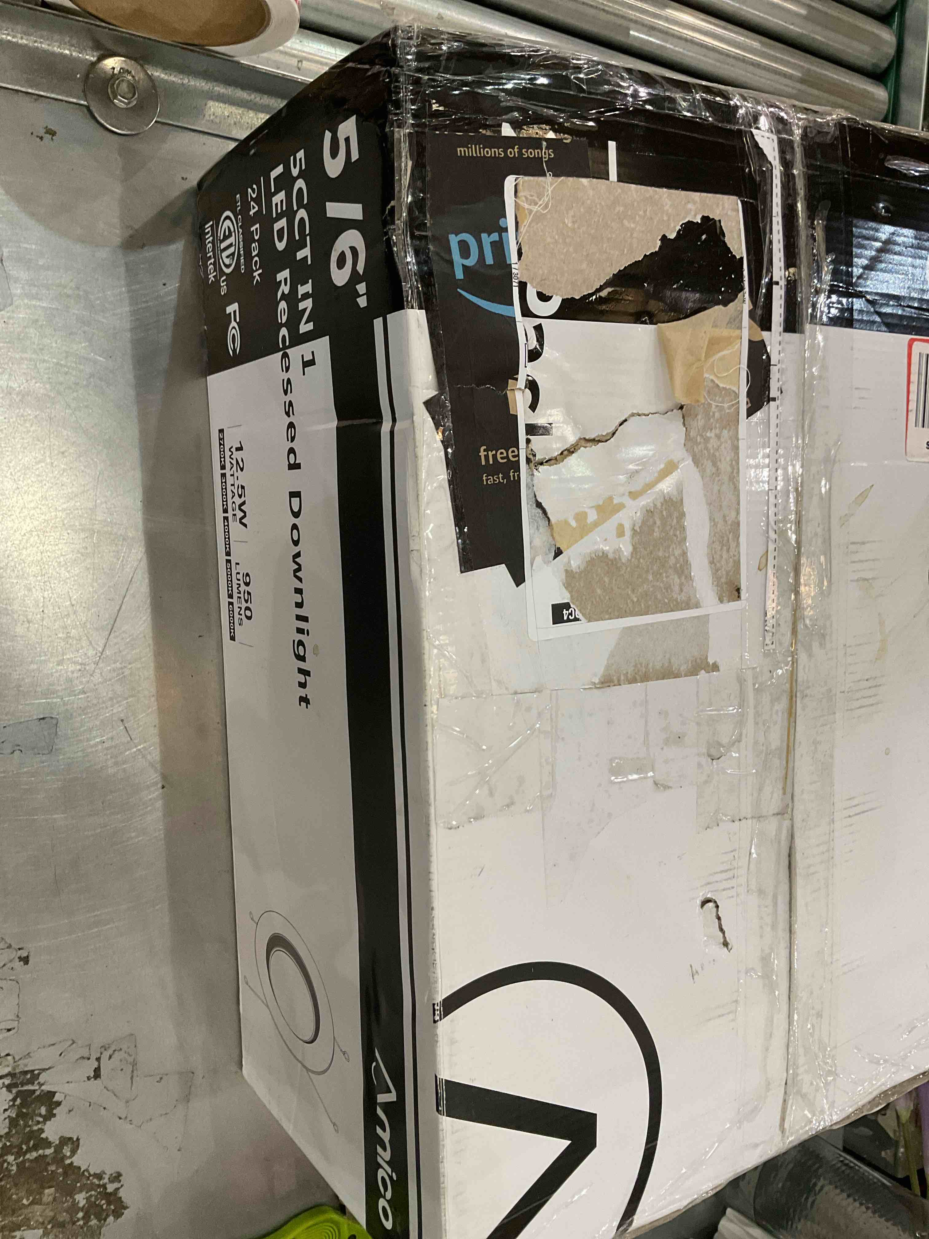 https://s3.amazonaws.com/lotting-images-prod/bidfta/EXS01121027_1705939427694.jpeg