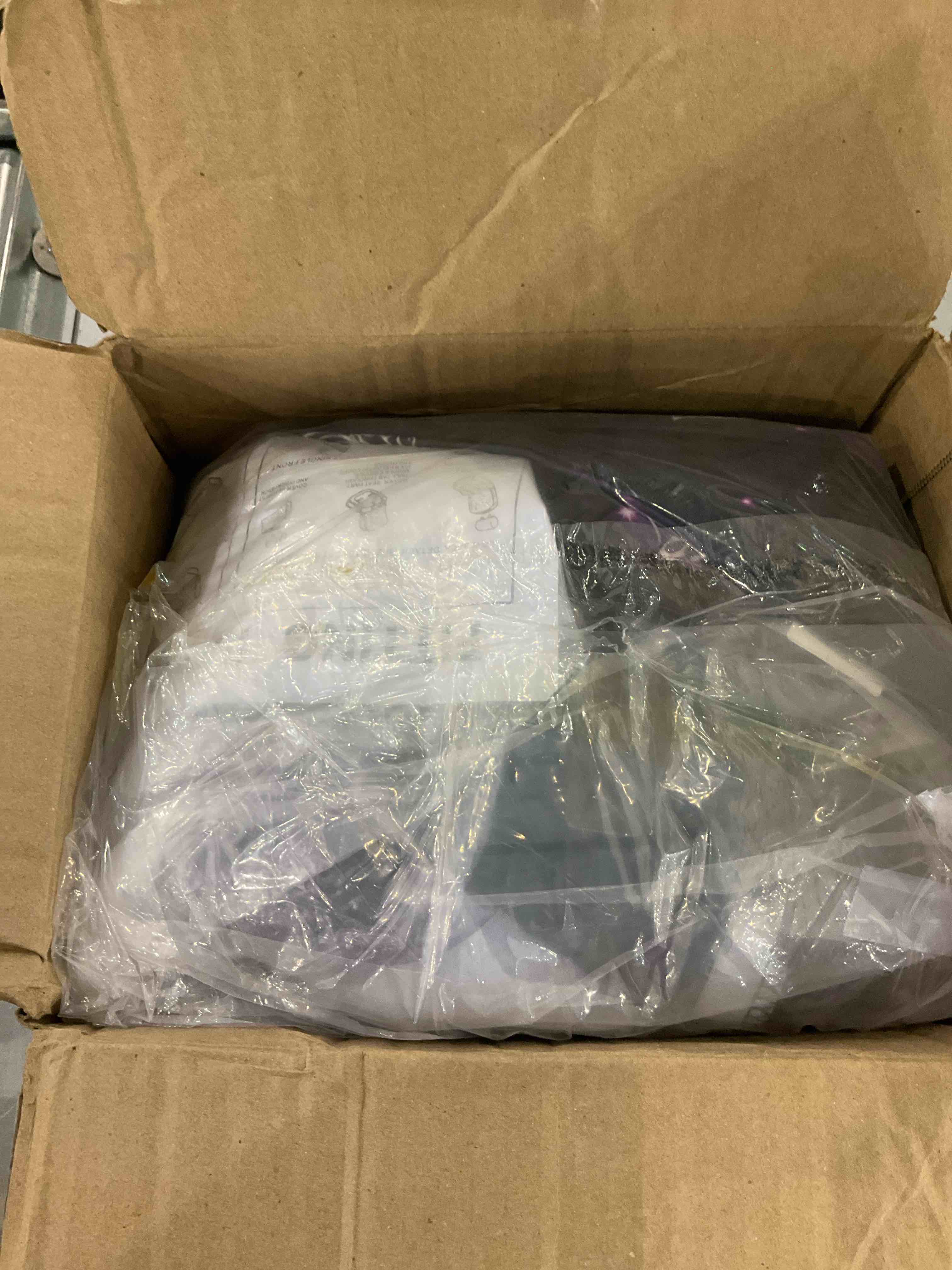 https://s3.amazonaws.com/lotting-images-prod/bidfta/EXS01121179_1706013132320.jpeg