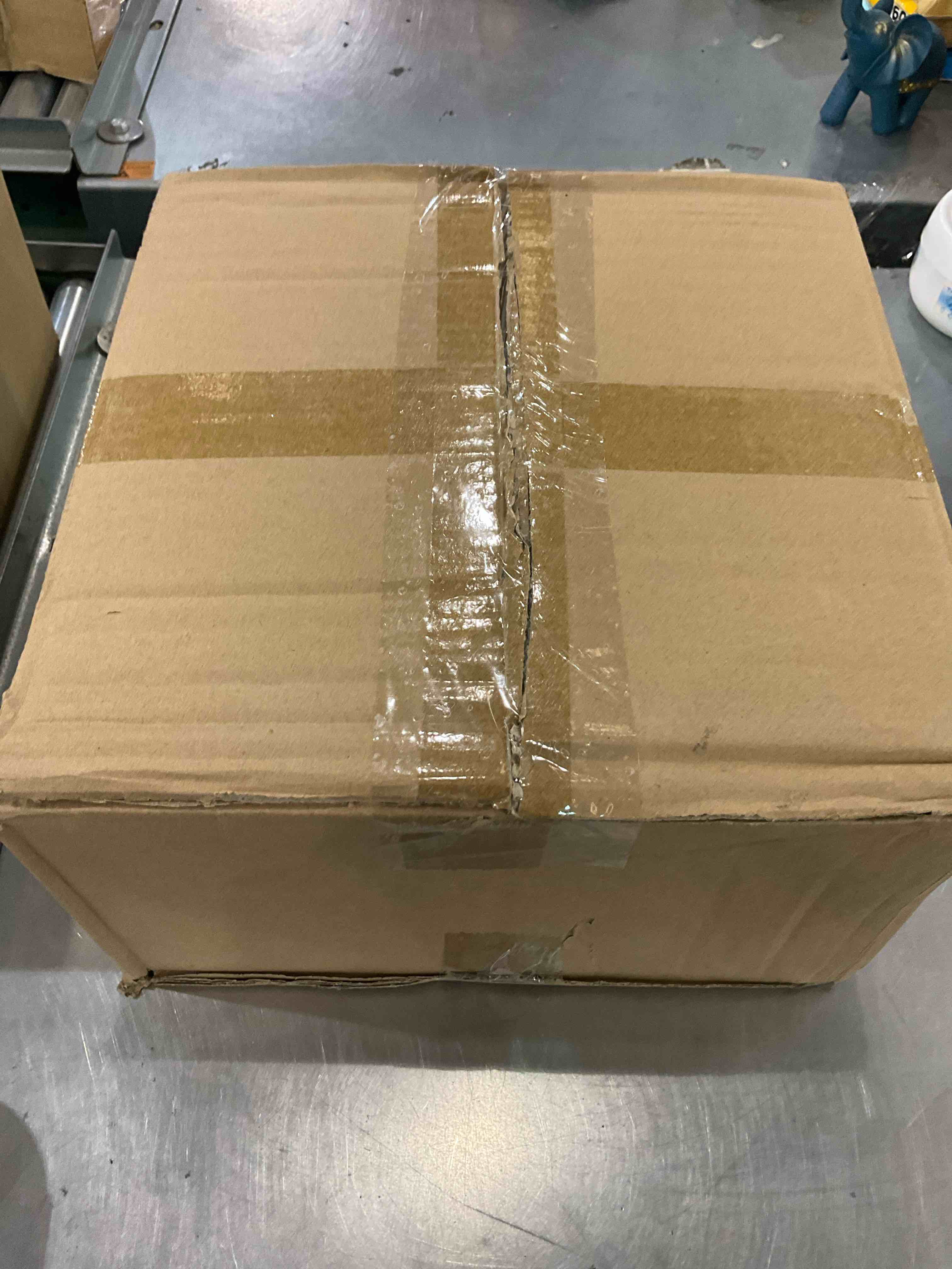 https://s3.amazonaws.com/lotting-images-prod/bidfta/EXS01121257_1706028061055.jpeg