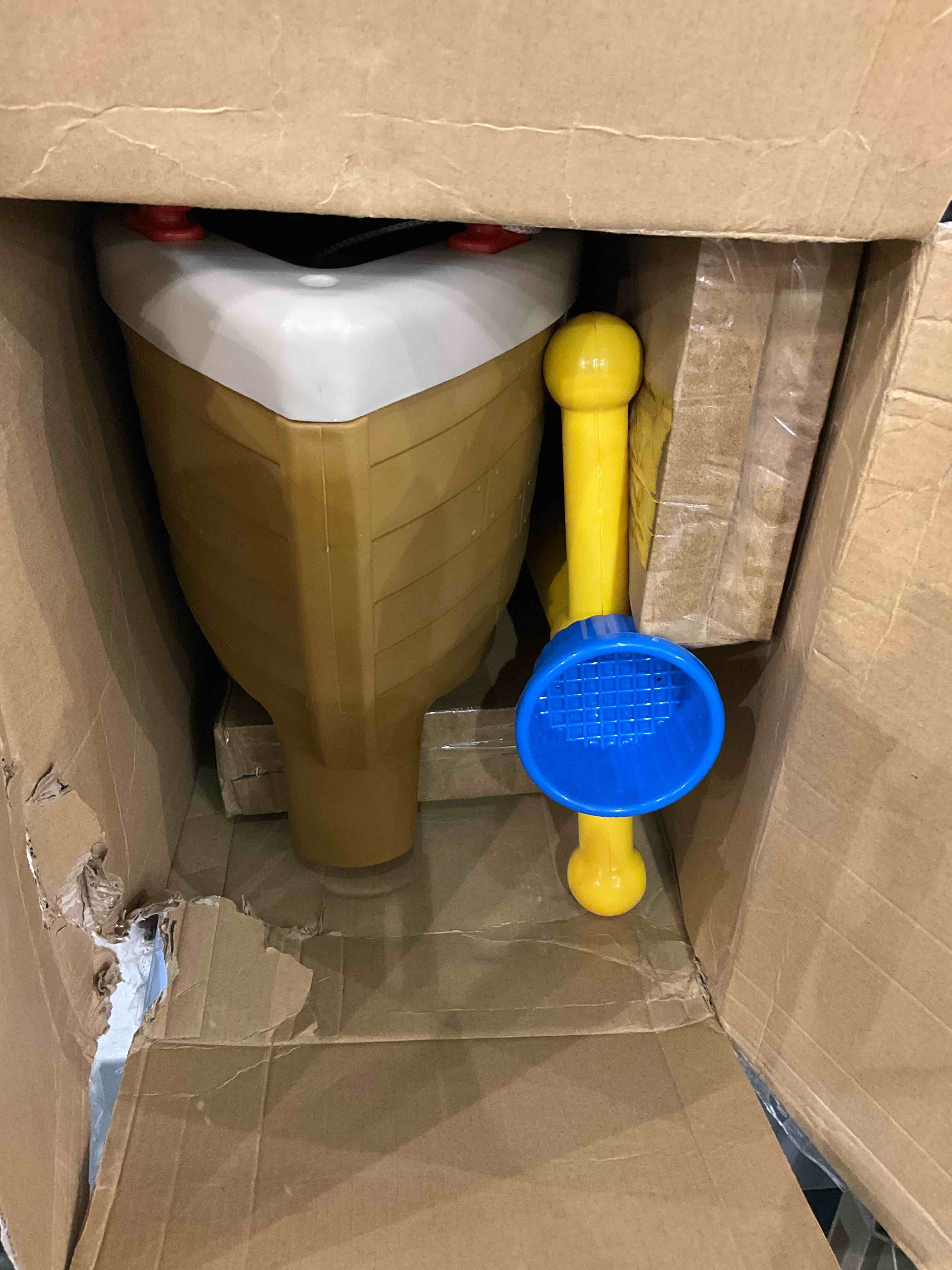 https://s3.amazonaws.com/lotting-images-prod/bidfta/EXS01121380_1706113765823.jpeg