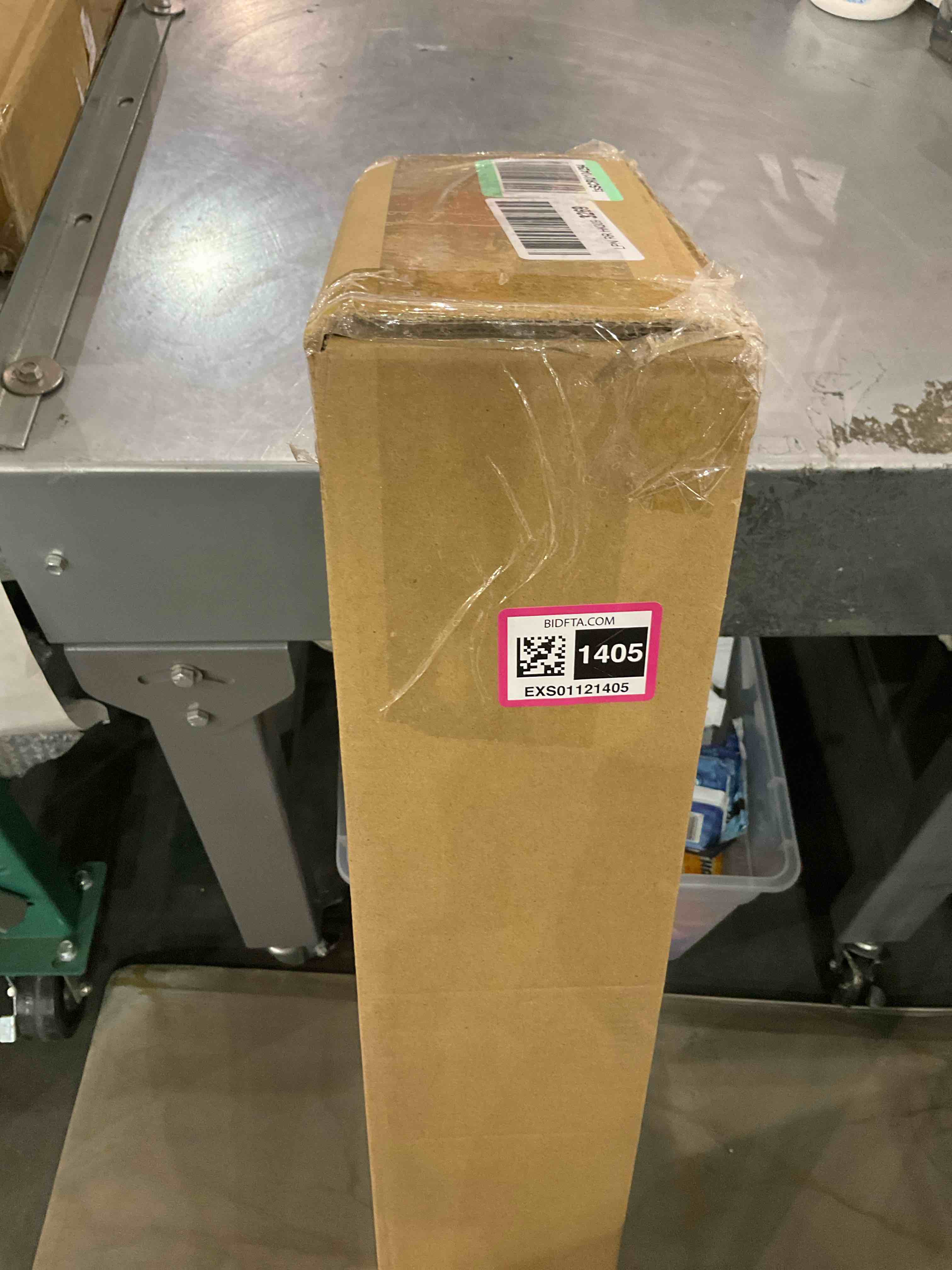 https://s3.amazonaws.com/lotting-images-prod/bidfta/EXS01121405_1706188117483.jpeg
