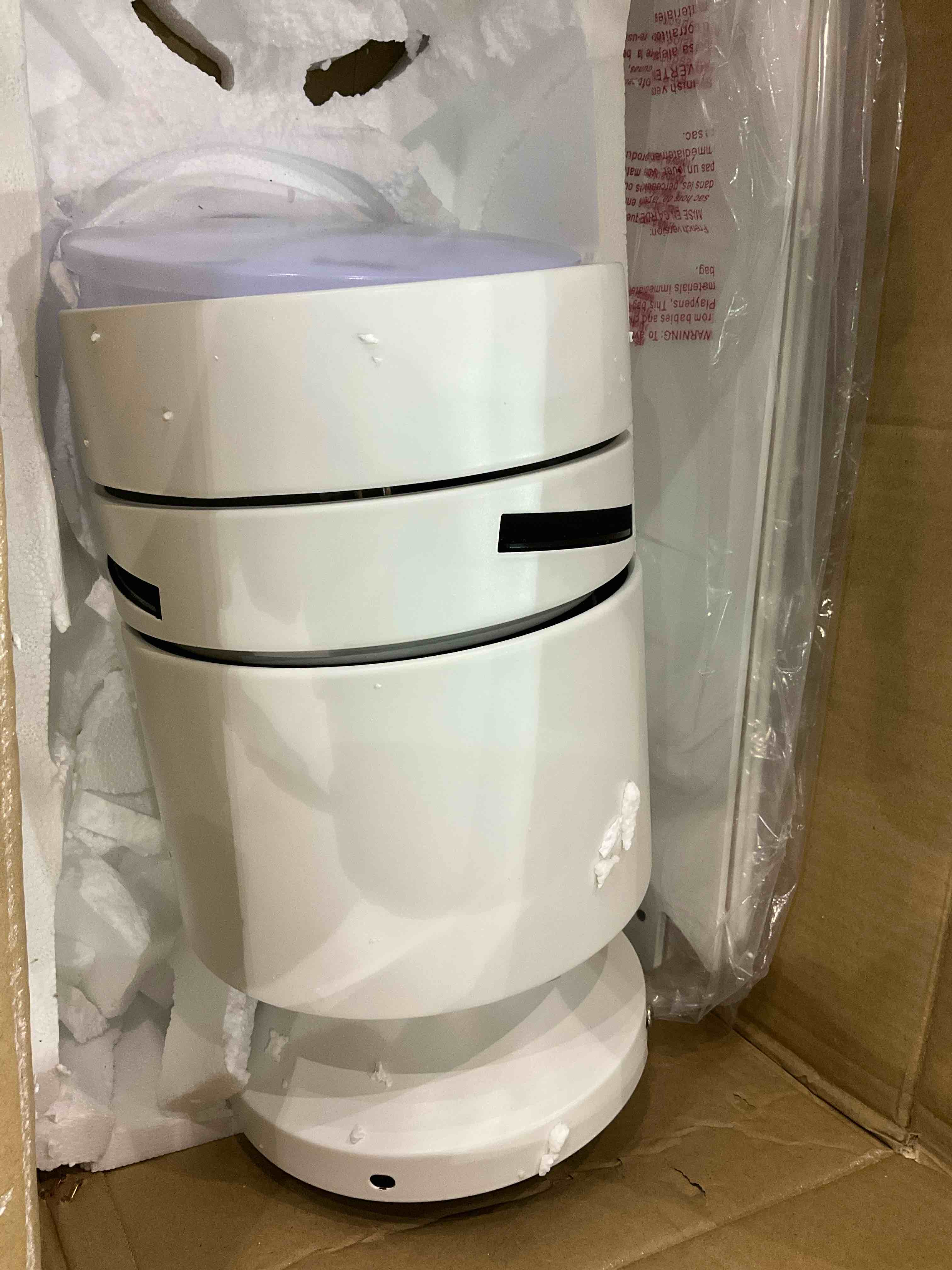 https://s3.amazonaws.com/lotting-images-prod/bidfta/EXS01122222_1706187360397.jpeg