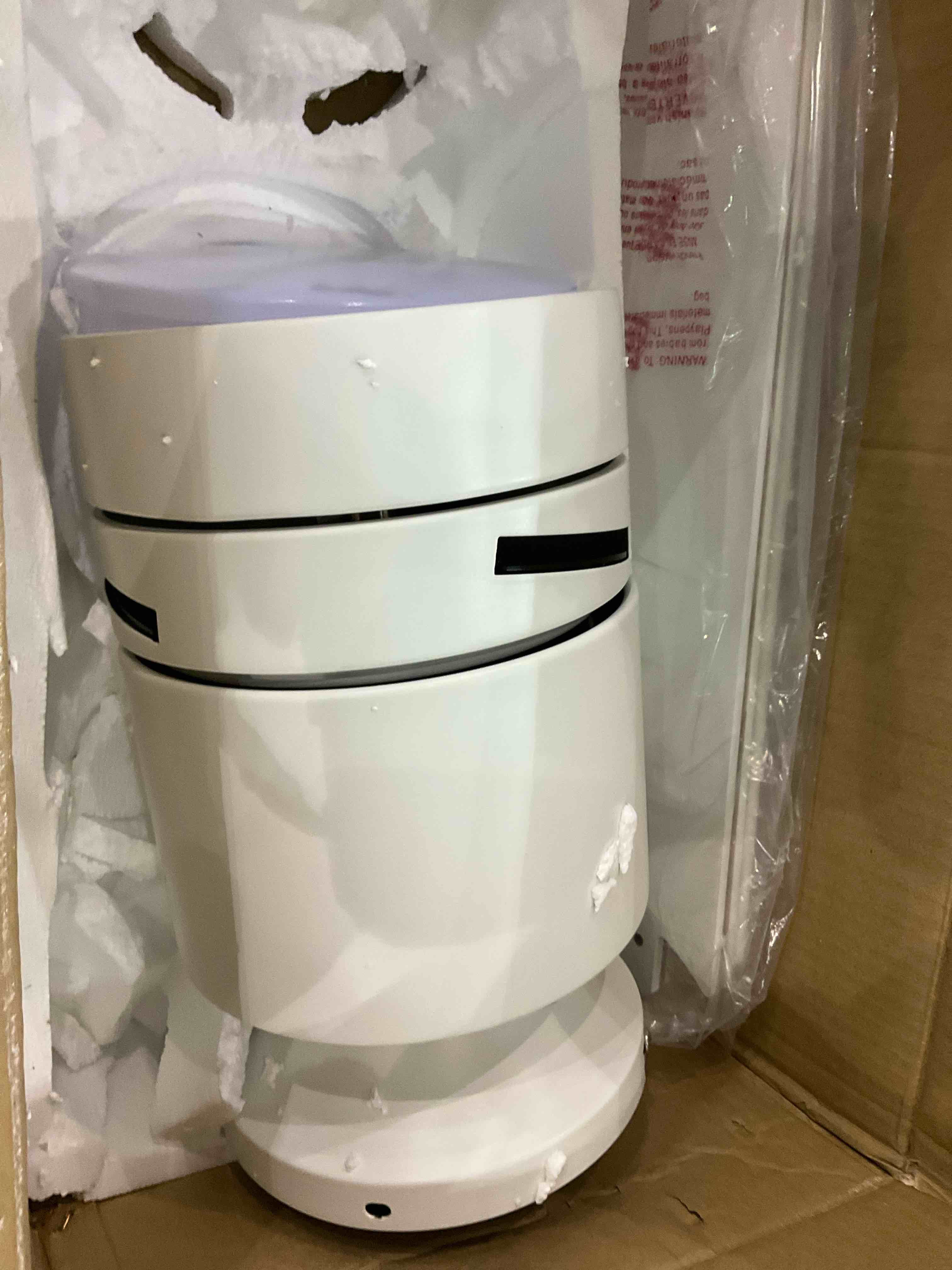 https://s3.amazonaws.com/lotting-images-prod/bidfta/EXS01122222_1706187361551.jpeg