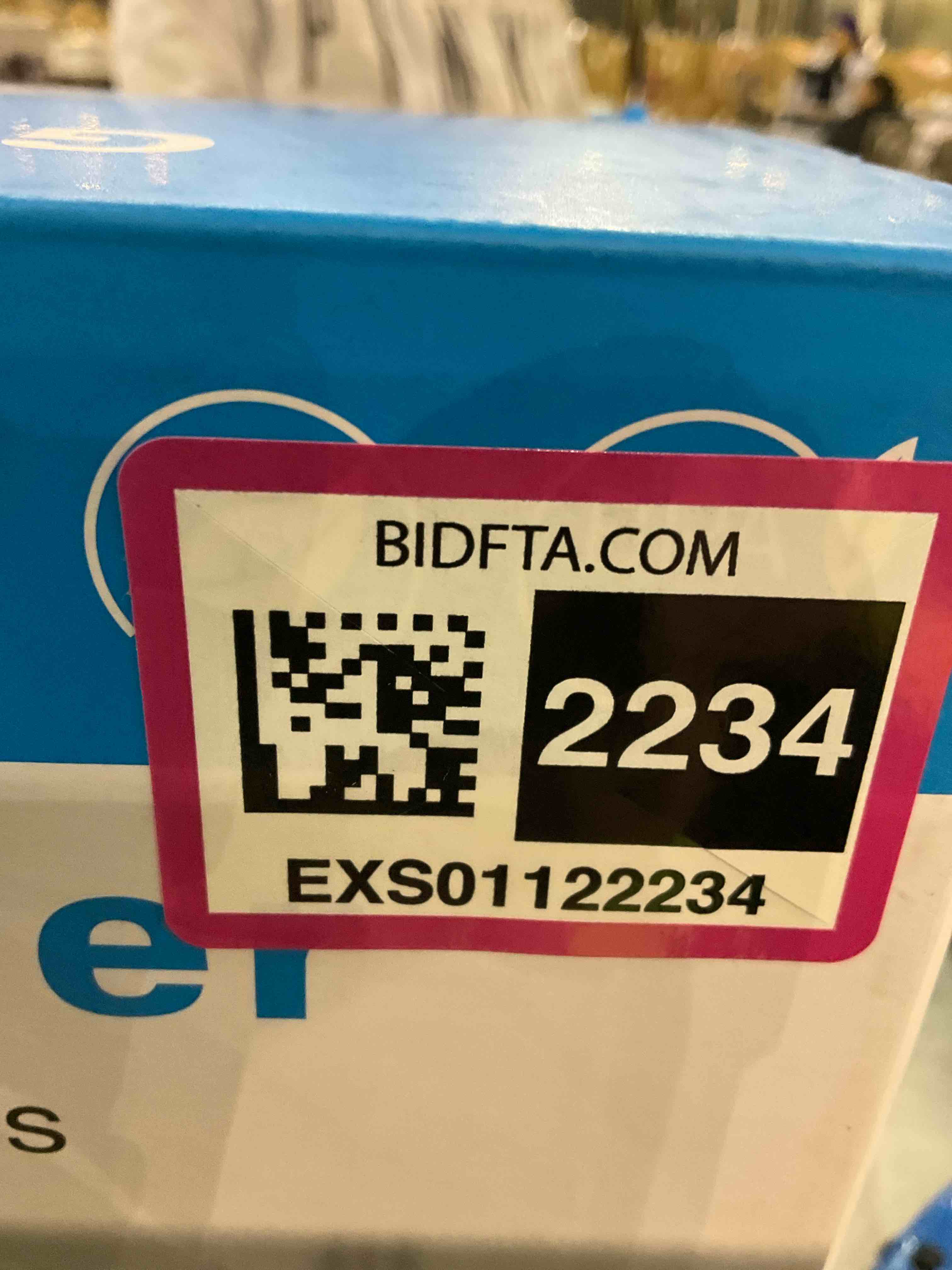 https://s3.amazonaws.com/lotting-images-prod/bidfta/EXS01122234_1706193878307.jpeg
