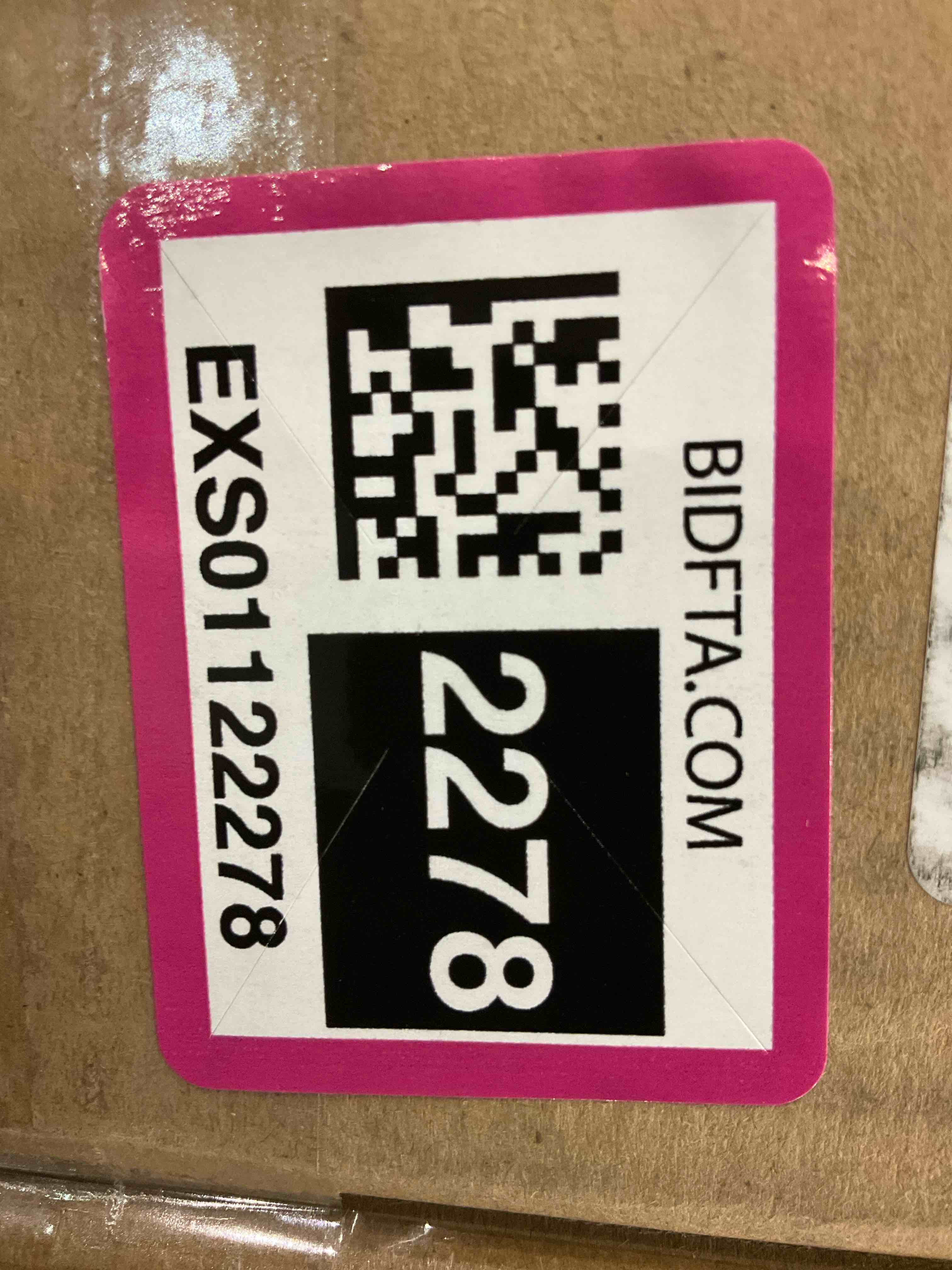 https://s3.amazonaws.com/lotting-images-prod/bidfta/EXS01122278_1706212725008.jpeg