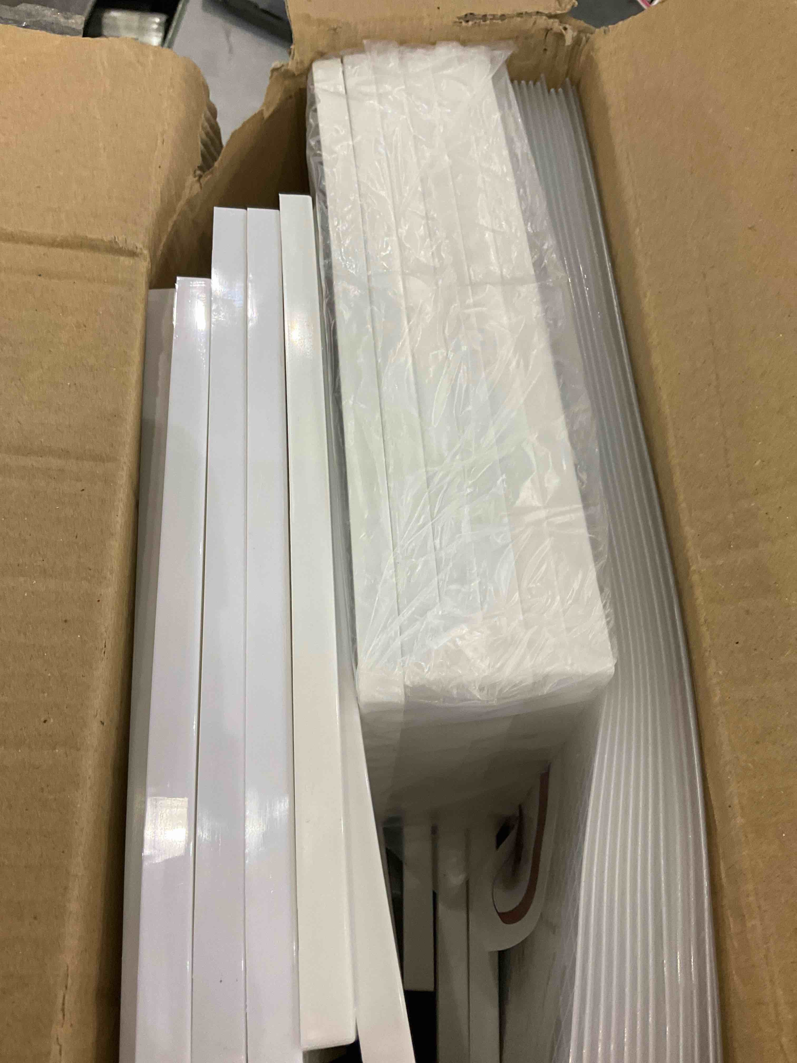 https://s3.amazonaws.com/lotting-images-prod/bidfta/EXS01122630_1706110741987.jpeg
