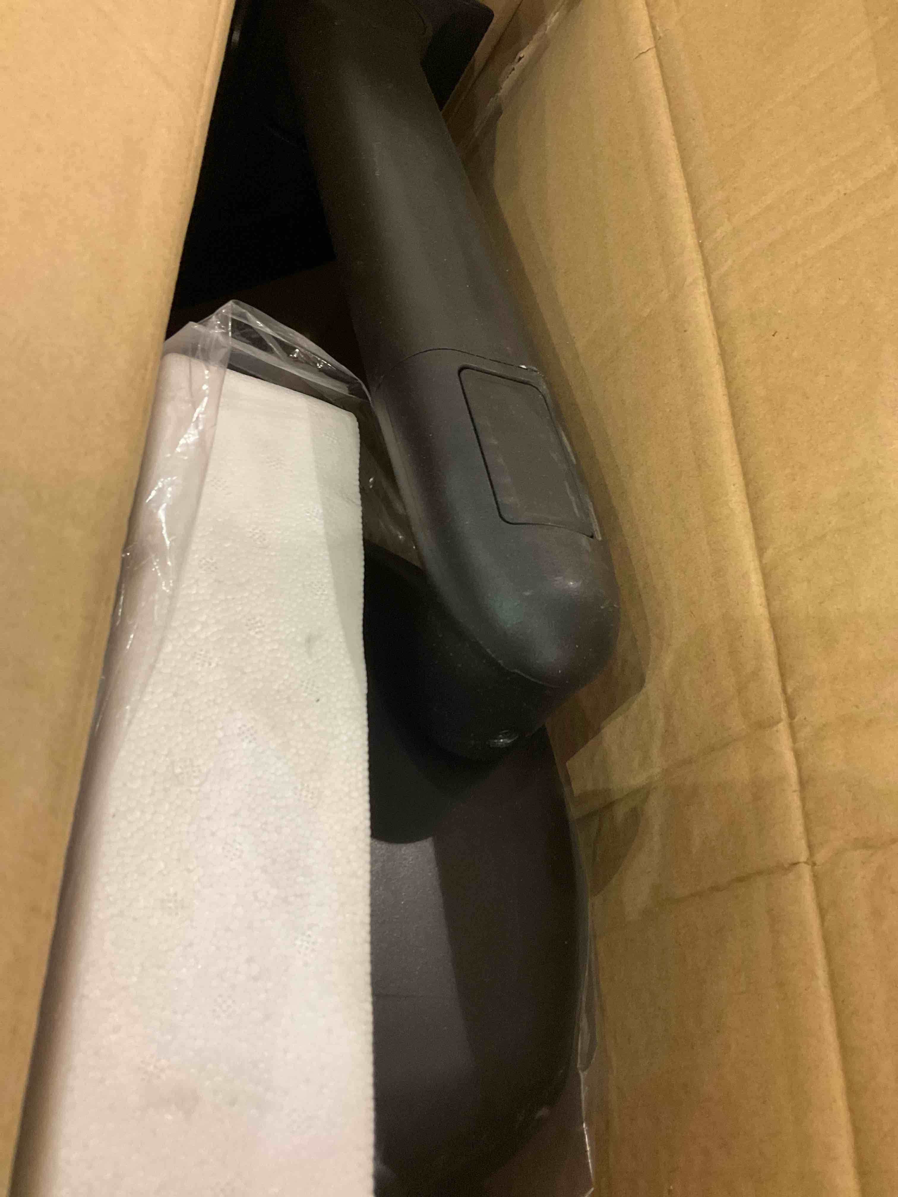 https://s3.amazonaws.com/lotting-images-prod/bidfta/EXS01122648_1706113493685.jpeg
