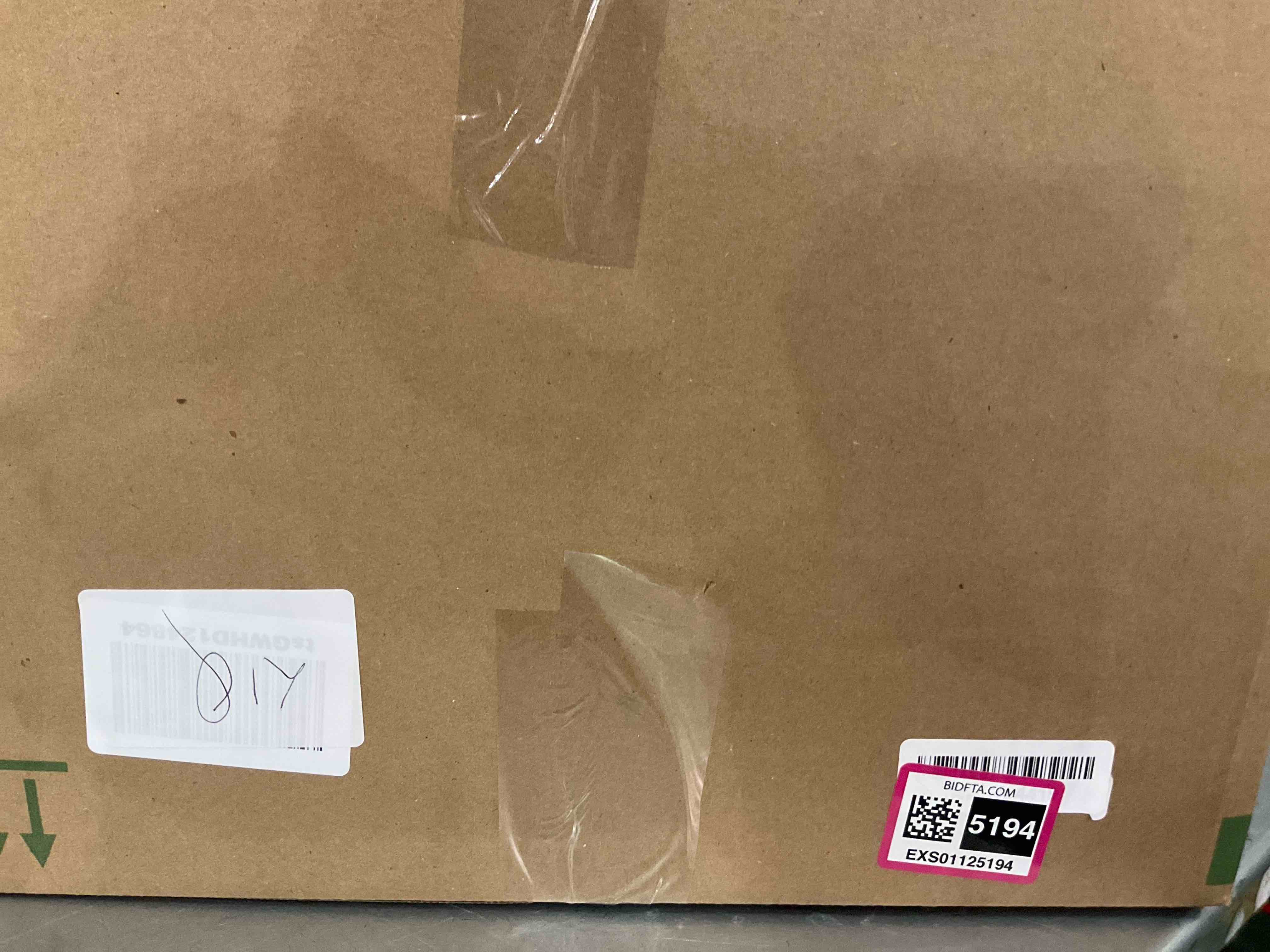 https://s3.amazonaws.com/lotting-images-prod/bidfta/EXS01125194_1705937432947.jpeg