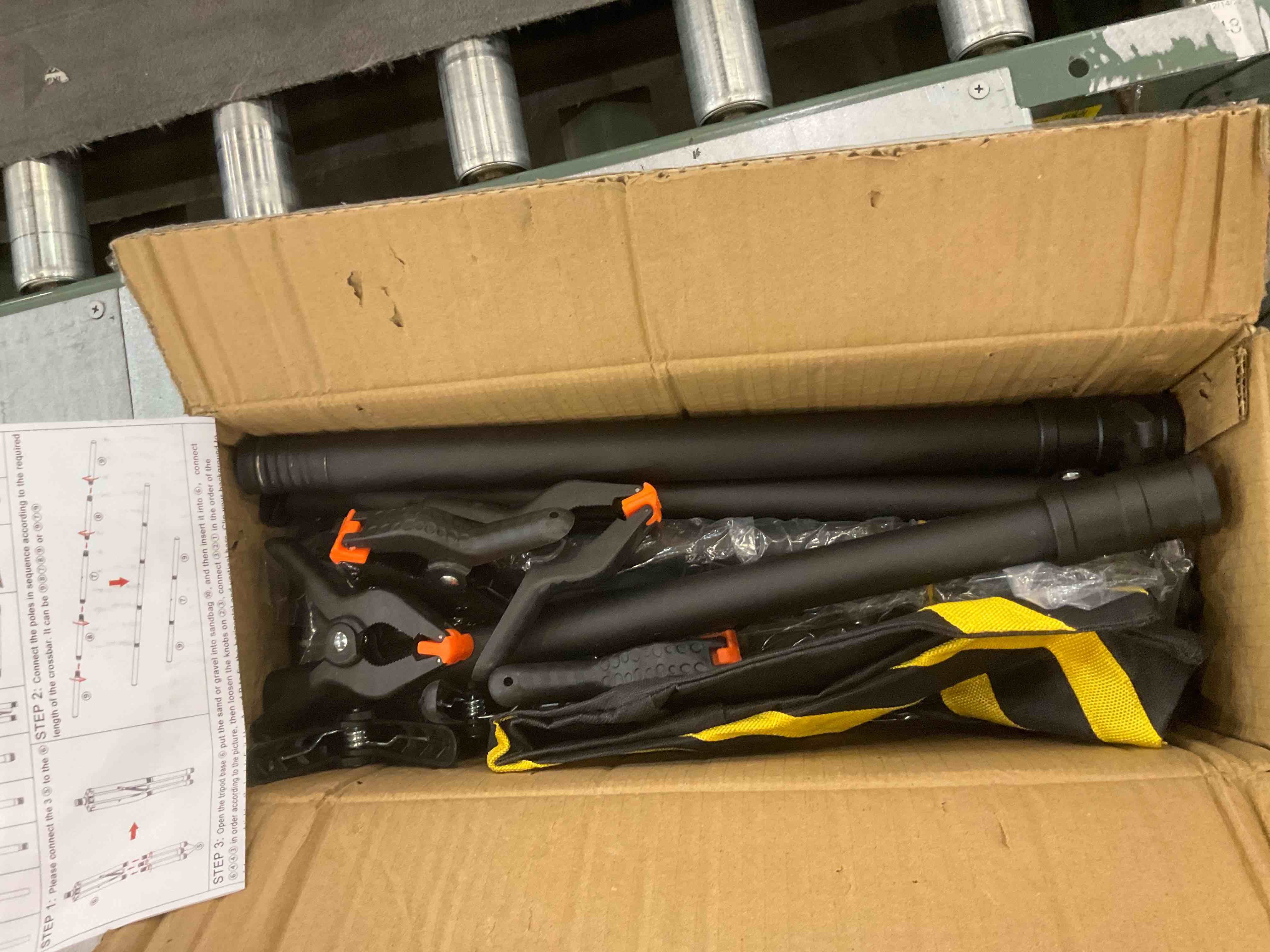 https://s3.amazonaws.com/lotting-images-prod/bidfta/EXS01125254_1705952074325.jpeg