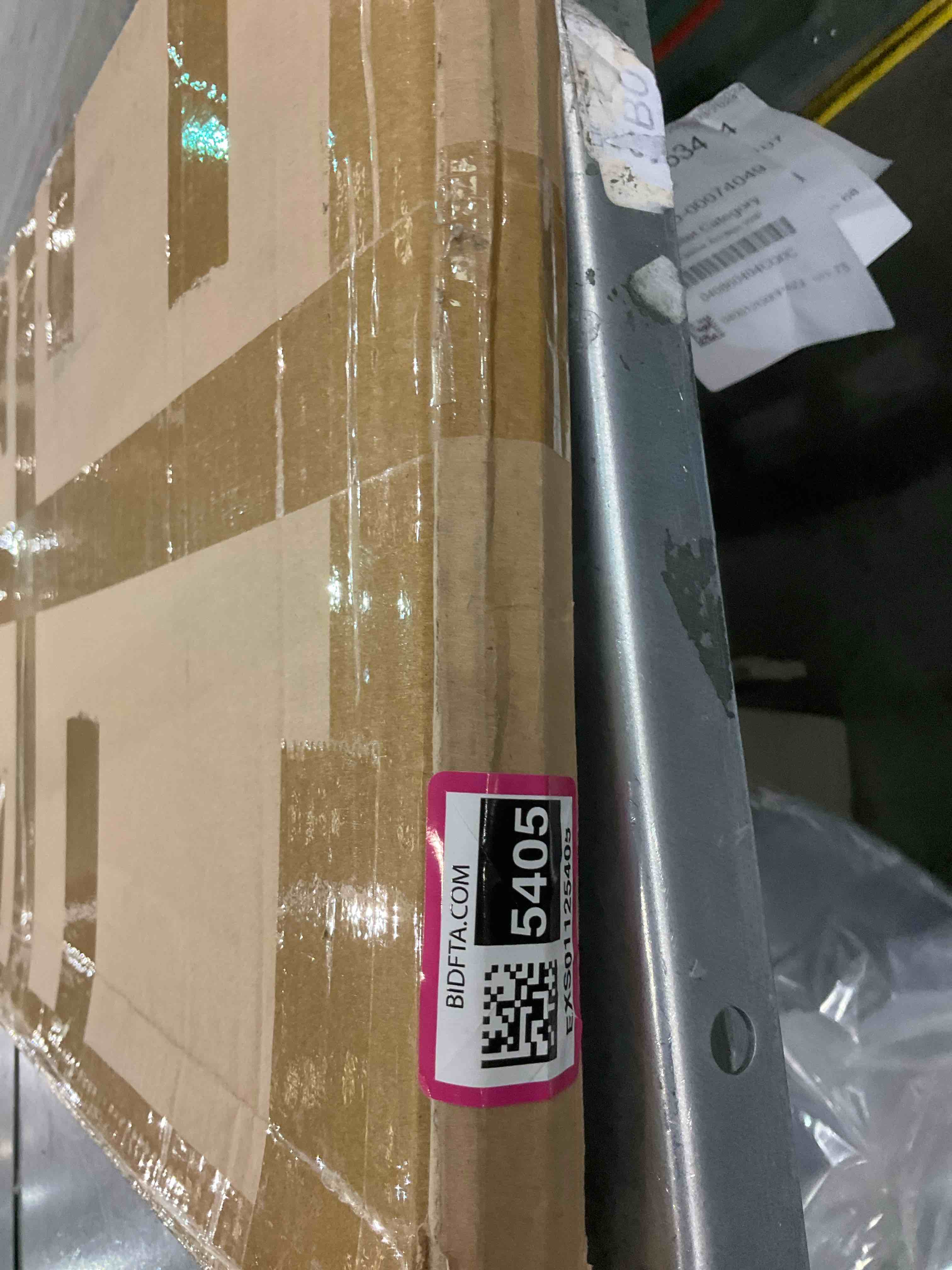 https://s3.amazonaws.com/lotting-images-prod/bidfta/EXS01125405_1706207193514.jpeg