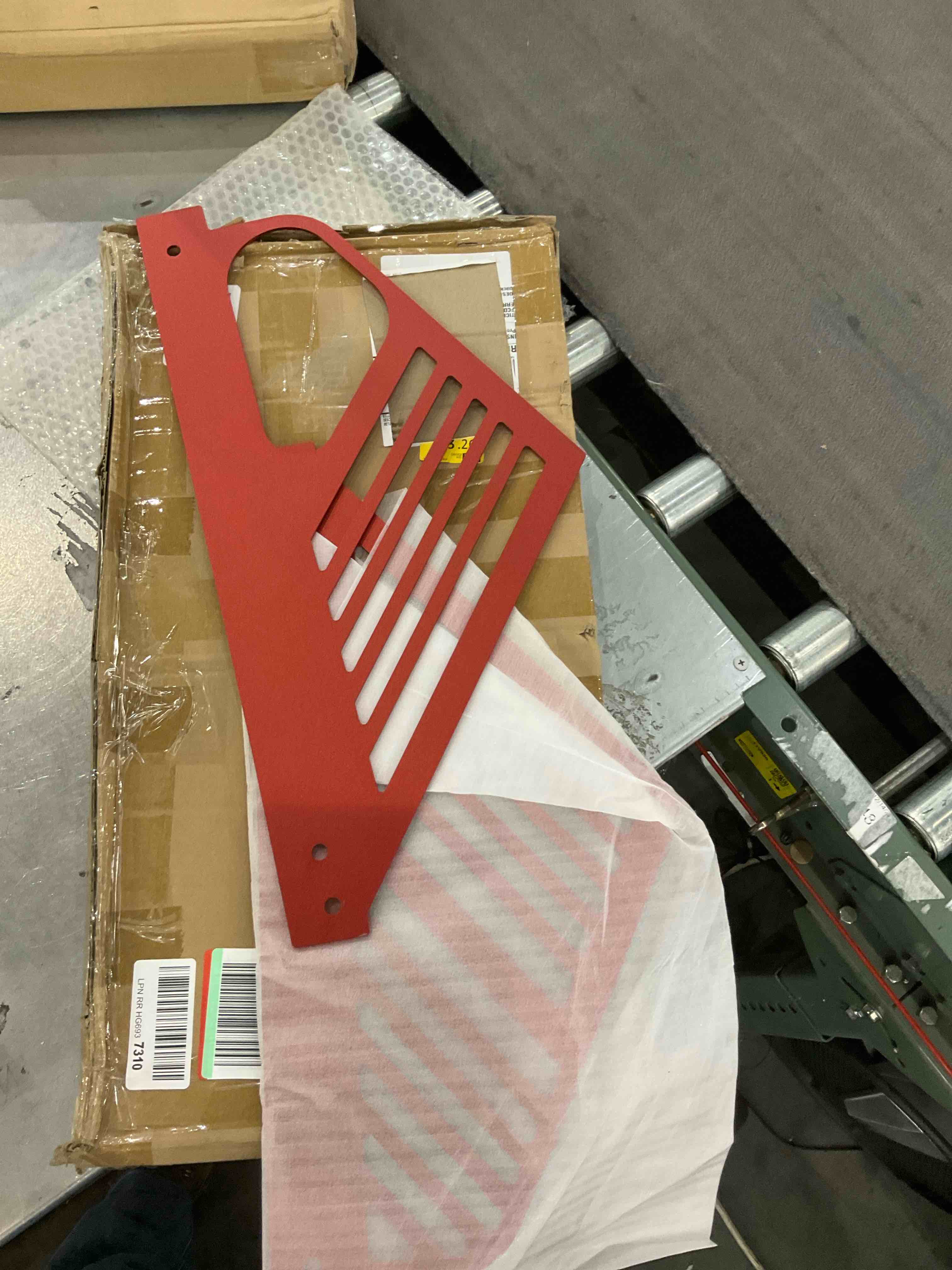 https://s3.amazonaws.com/lotting-images-prod/bidfta/EXS01125405_1706207247441.jpeg