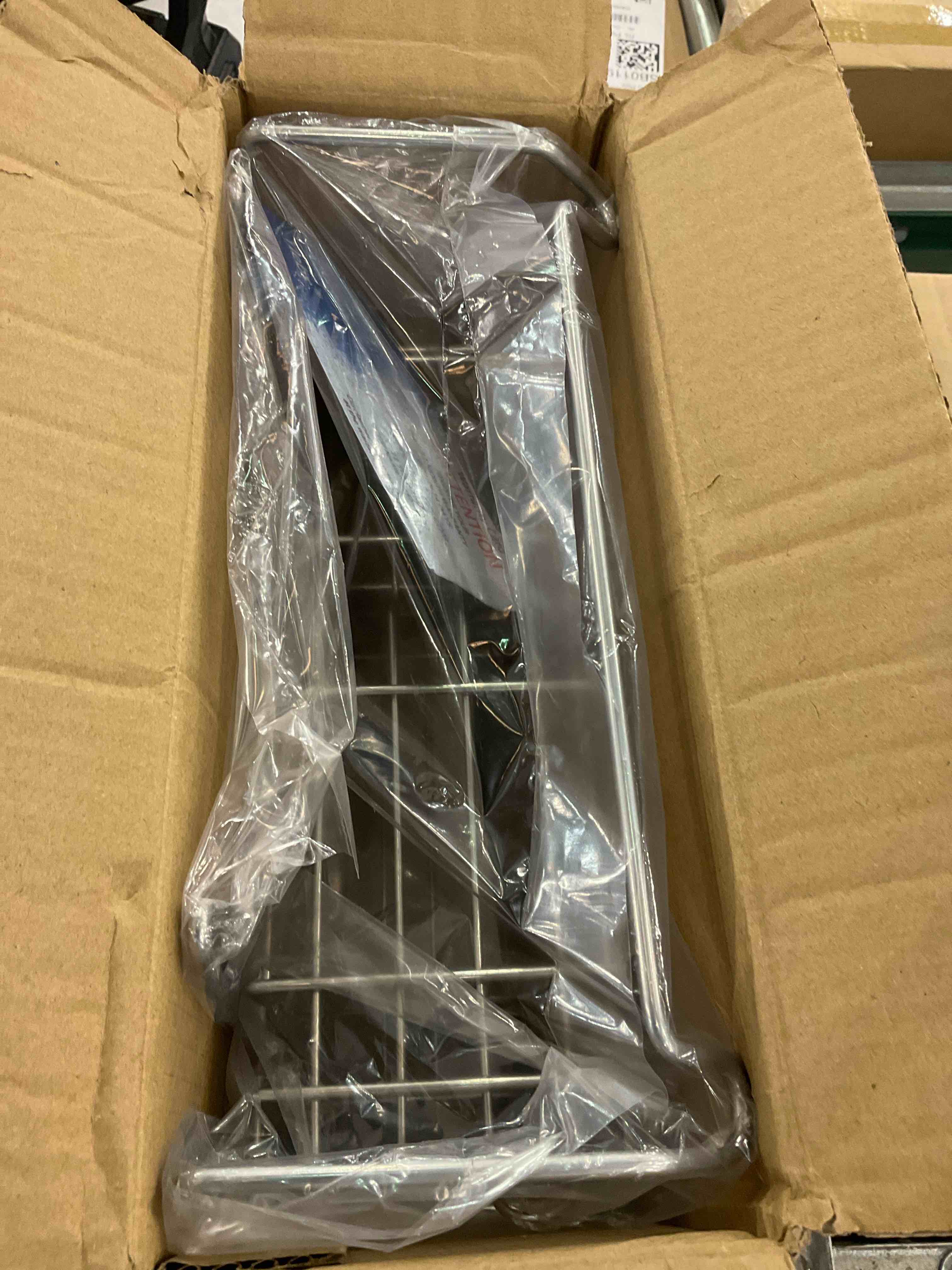 https://s3.amazonaws.com/lotting-images-prod/bidfta/EXS01127165_1705938266921.jpeg