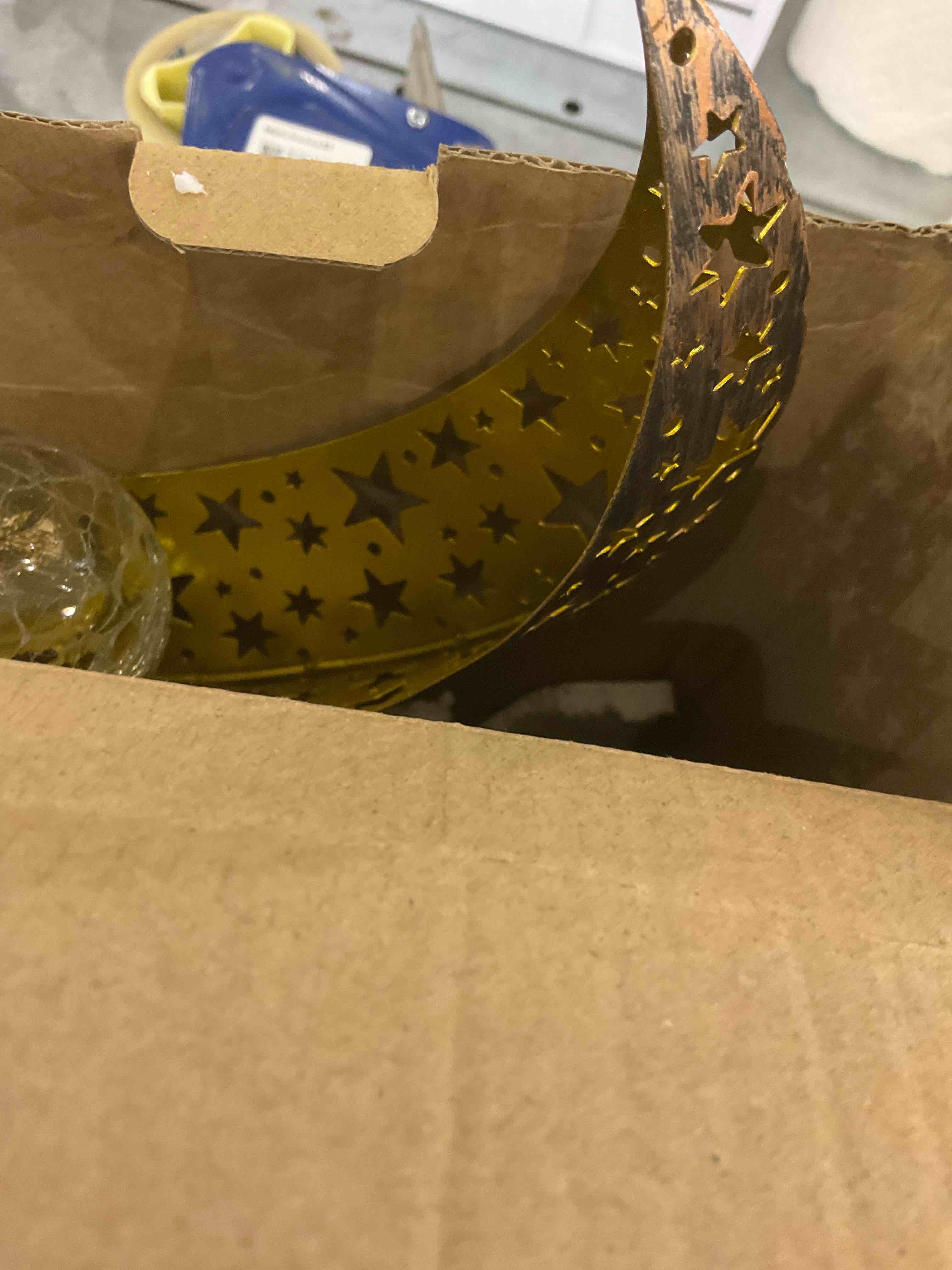 https://s3.amazonaws.com/lotting-images-prod/bidfta/EXS01127604_1706041290691.jpeg