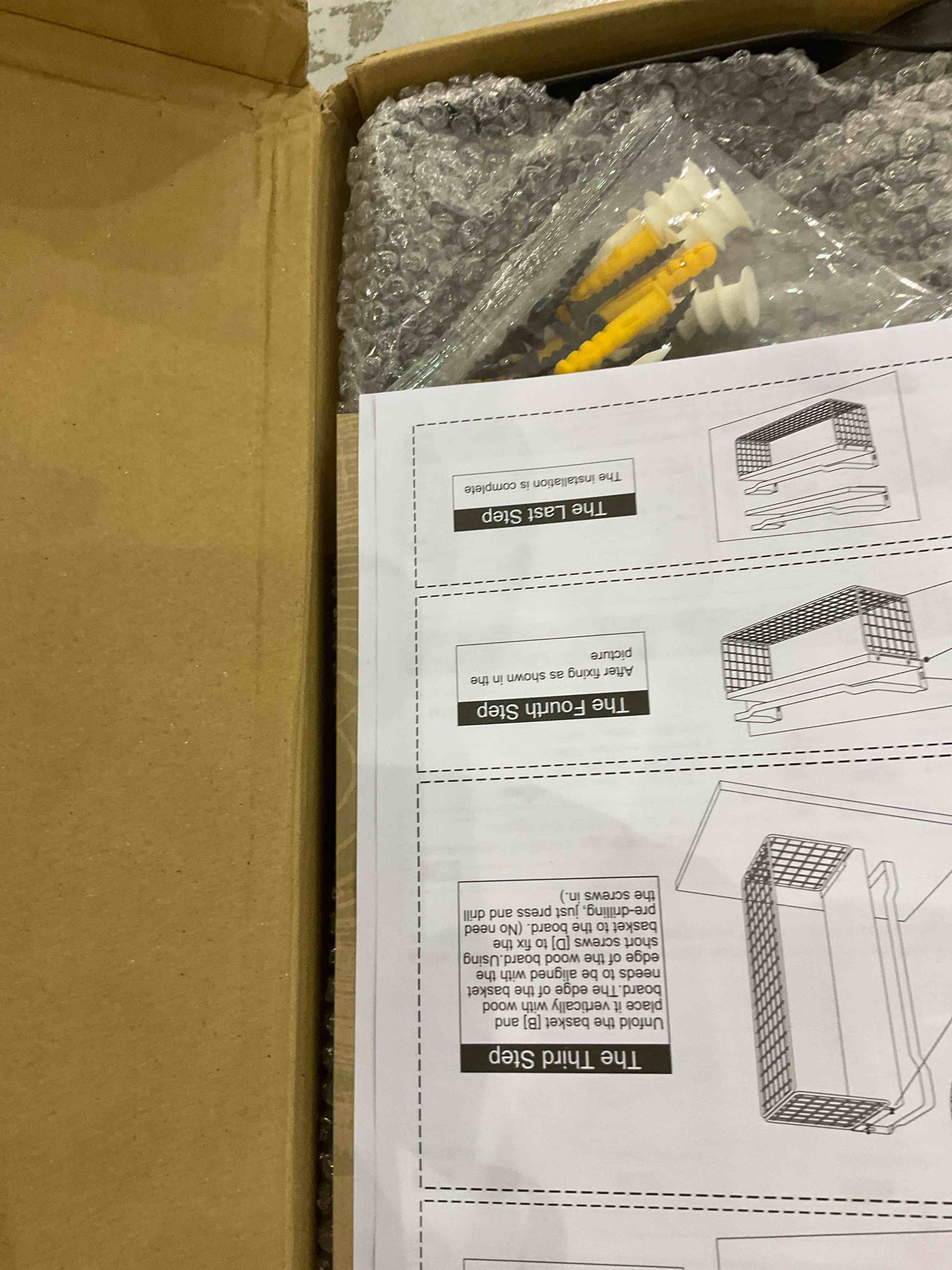 https://s3.amazonaws.com/lotting-images-prod/bidfta/EXS01127633_1706099857340.jpeg