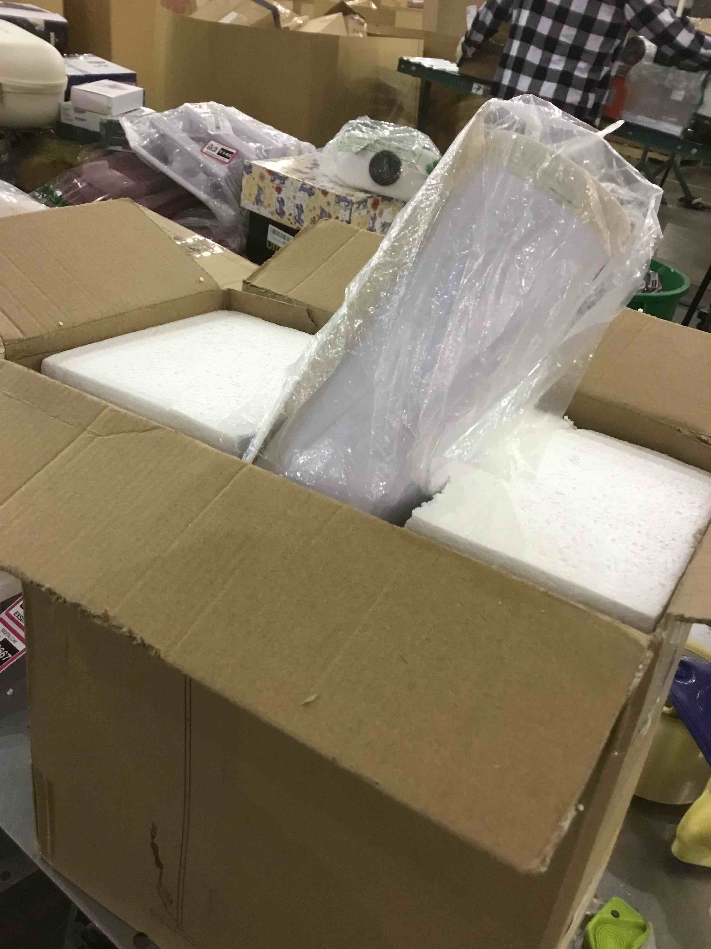 https://s3.amazonaws.com/lotting-images-prod/bidfta/EXS01128667_1706705802887.jpeg