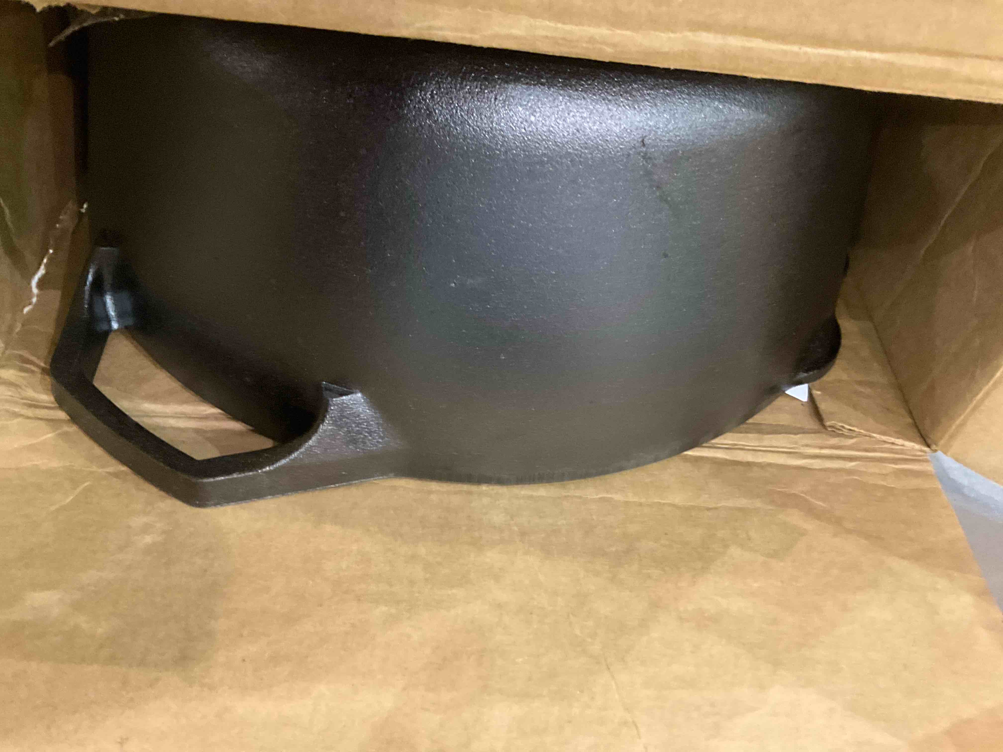 https://s3.amazonaws.com/lotting-images-prod/bidfta/EXS01129529_1705599103829.jpeg
