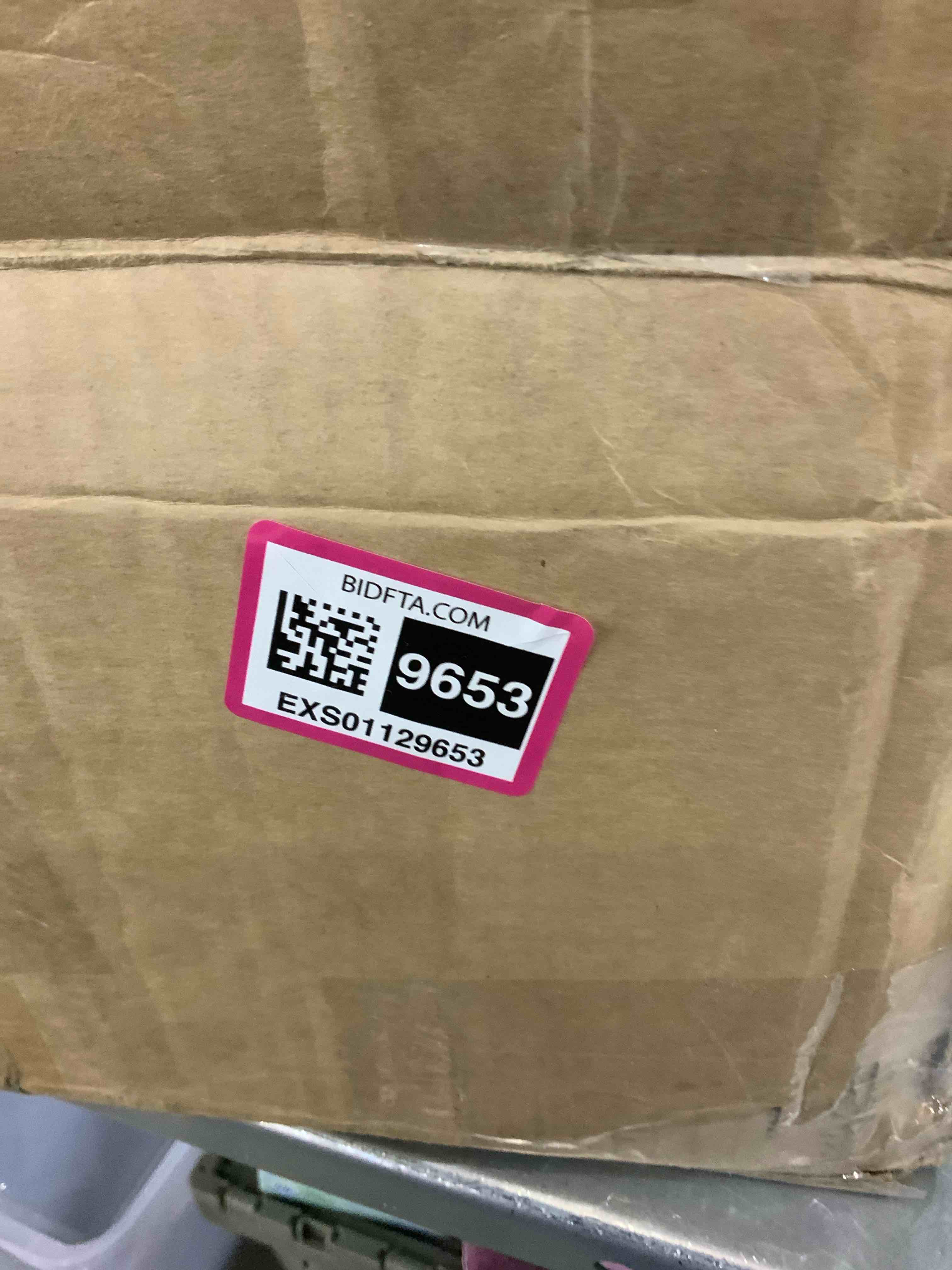https://s3.amazonaws.com/lotting-images-prod/bidfta/EXS01129653_1706106541596.jpeg